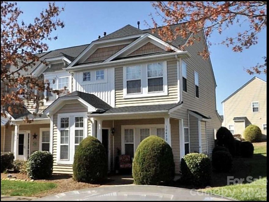 This rare 4 bedroom end-unit townhome in Caldwell Station is a true find; one of the few in the community with 4 bedrooms! The open great room has lots of natural light and a cozy fireplace that overlooks the recently upgraded kitchen with granite counters and tile backsplash. The spacious primary bedroom is conveniently located on the first floor with its own private bath. A half-bath and laundry is conveniently located on the first floor. Upstairs you’ll find three additional bedrooms and a full bath. Relax on the covered front porch overlooking the beautiful park. Private parking located directly behind the home. The HOA takes care of all exterior maintenance, roof, lawn care &
landscaping for true carefree living! Enjoy all the community amenities including a junior-size Olympic pool, fitness center, playground and clubhouse. Conveniently located near shops, restaurants and I-77.