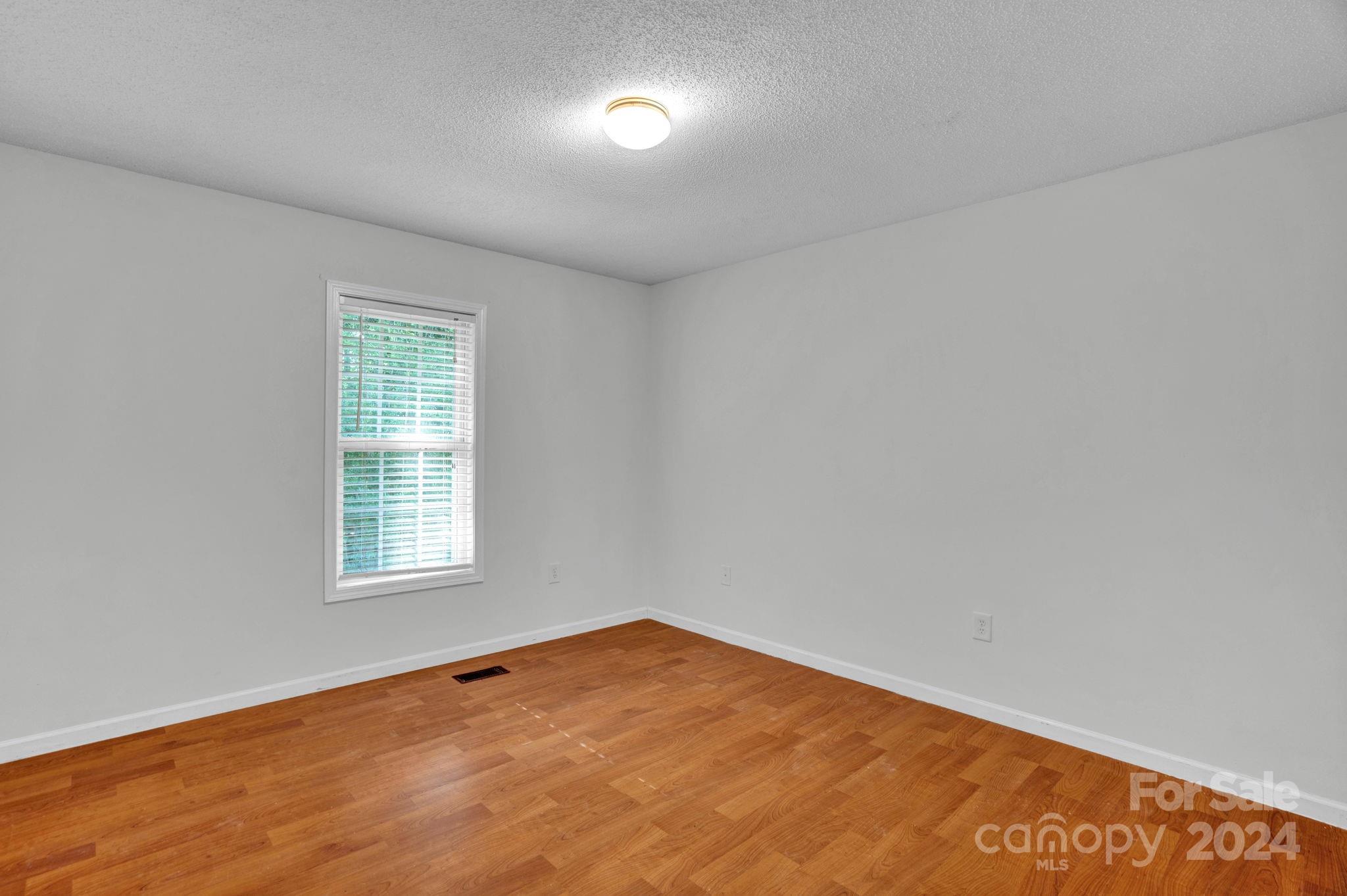 Lakeridge - Residential