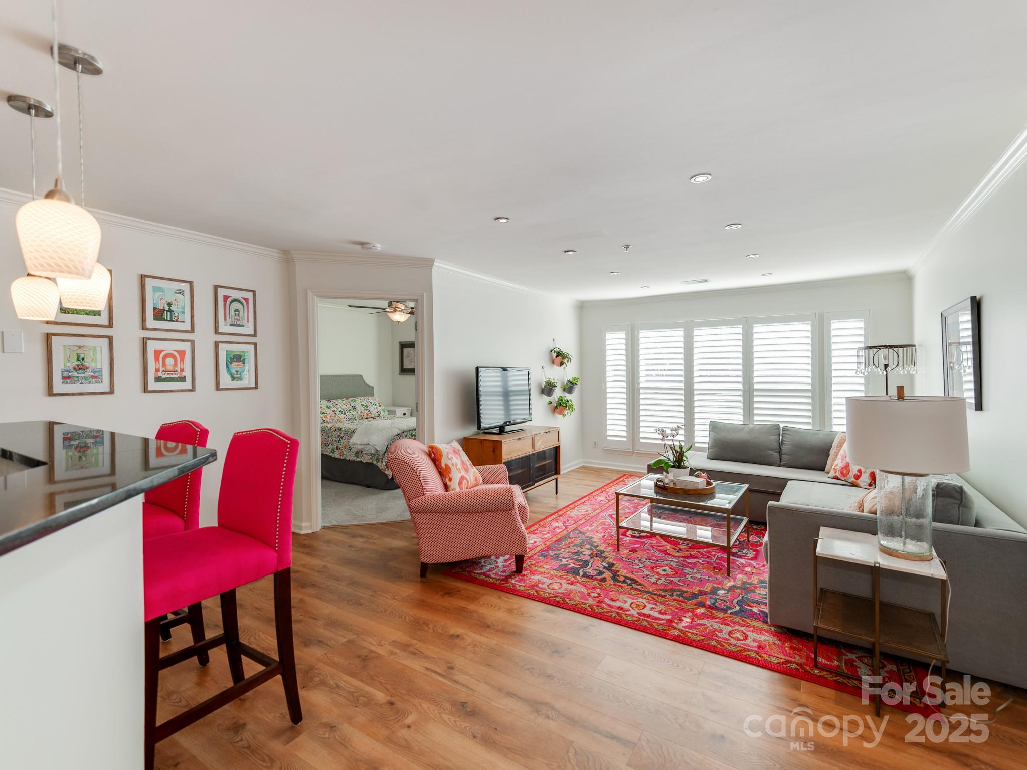 509 N Graham Street 1G