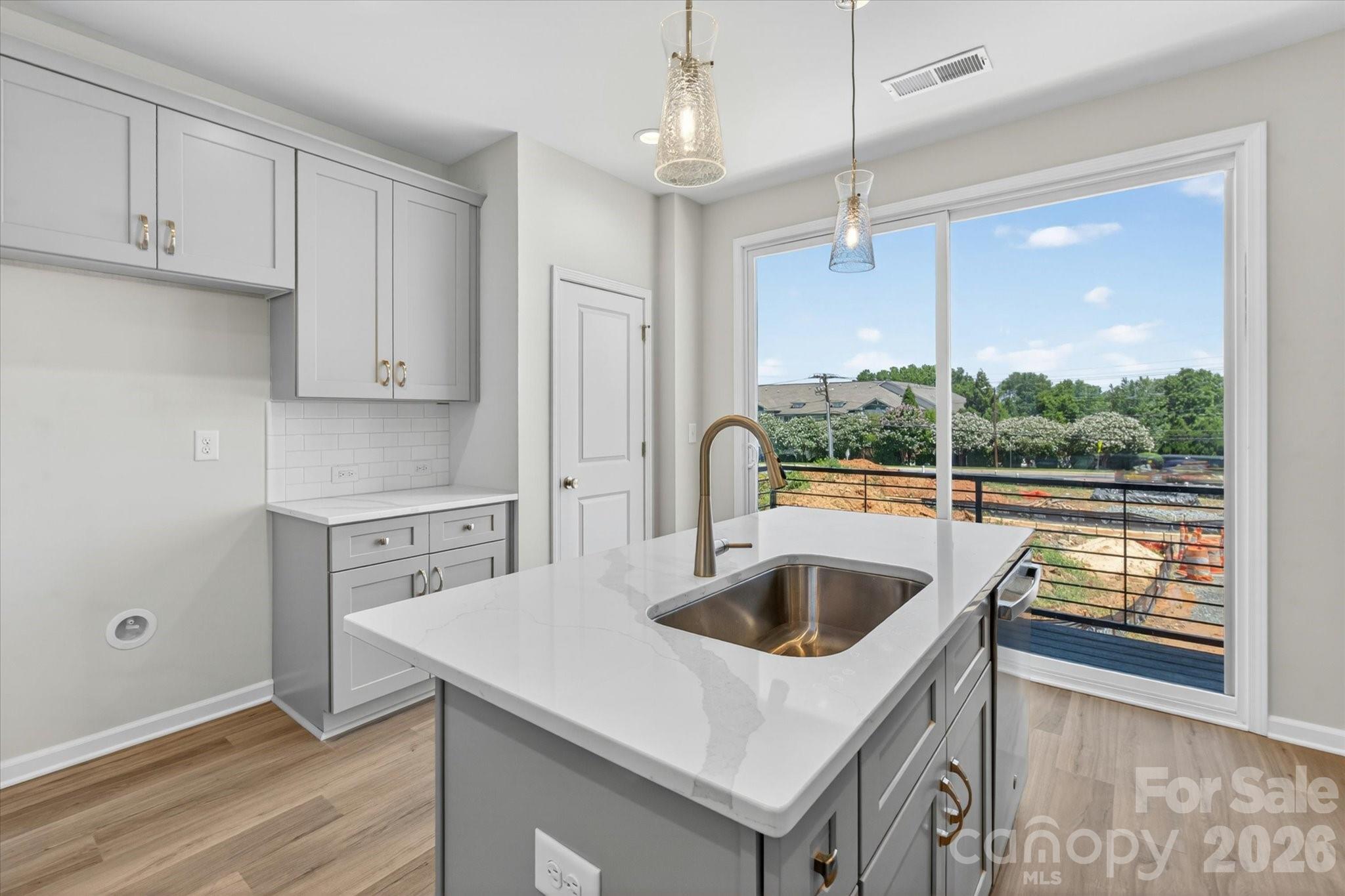 1357 Walter Taylor Way EQX1980