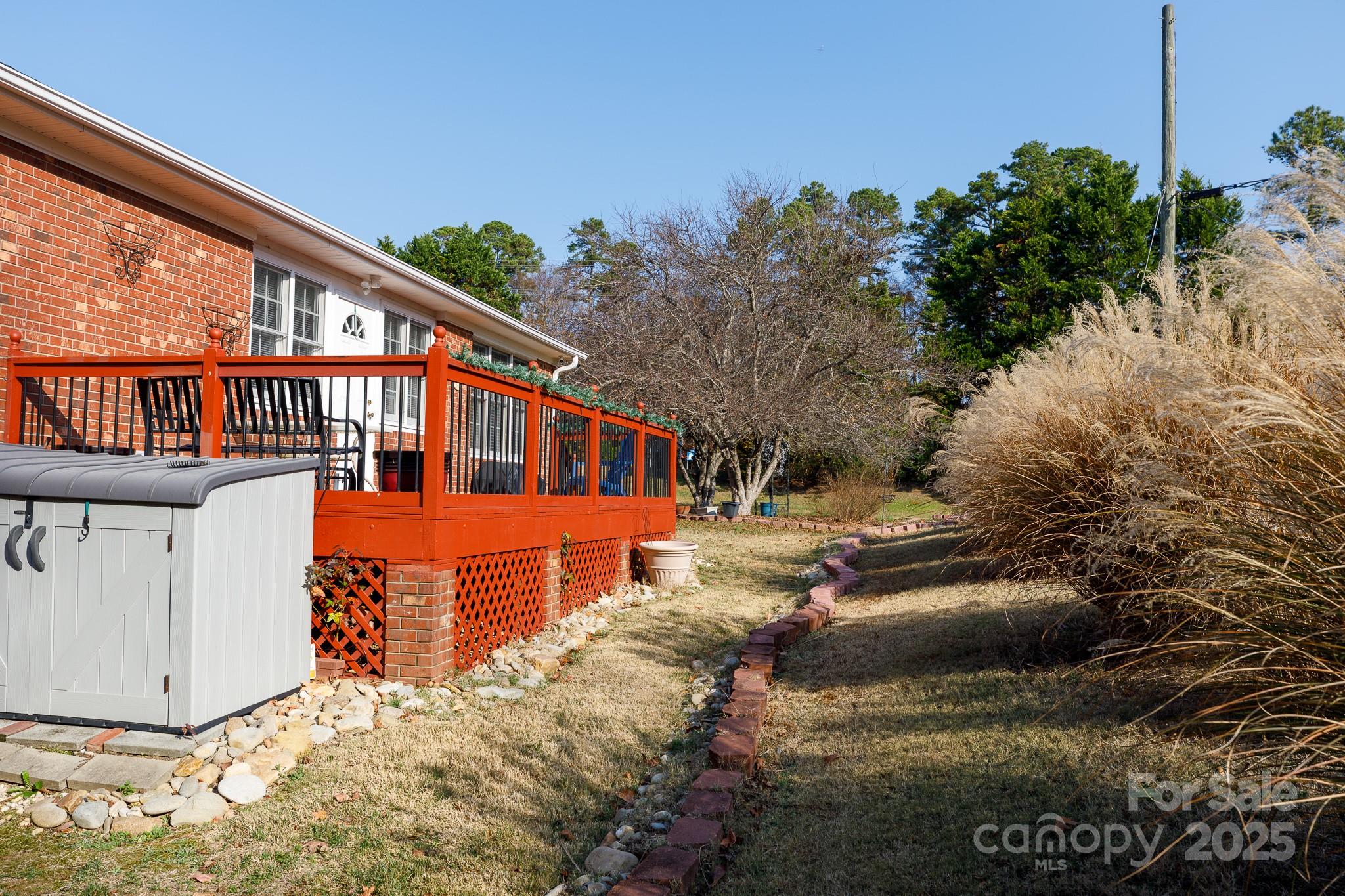 Creekside - Residential