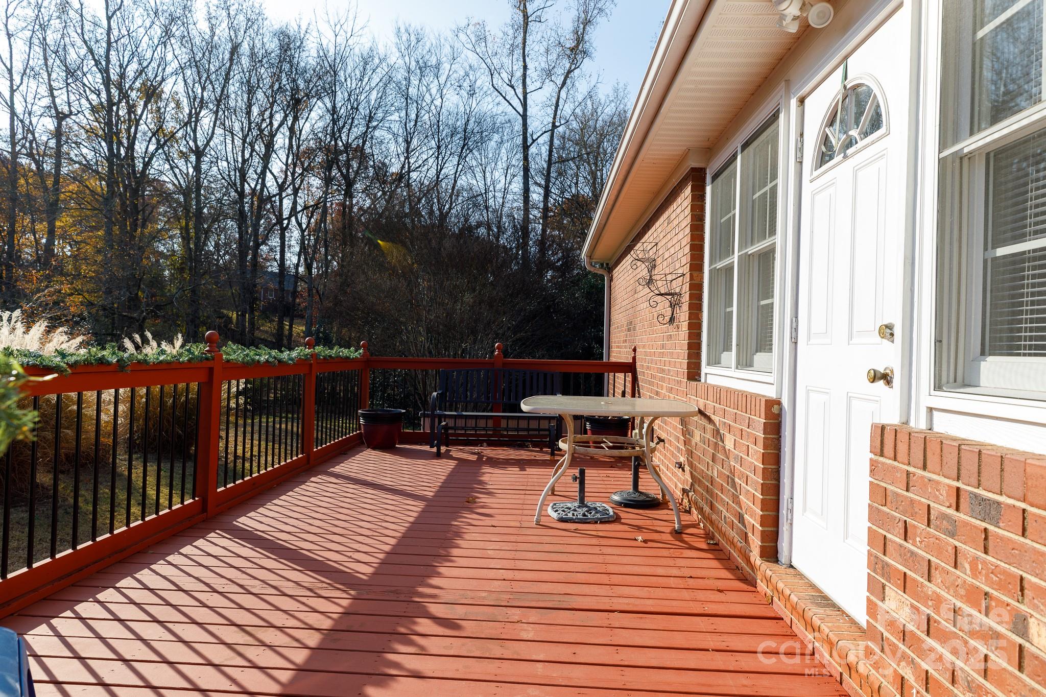 Creekside - Residential