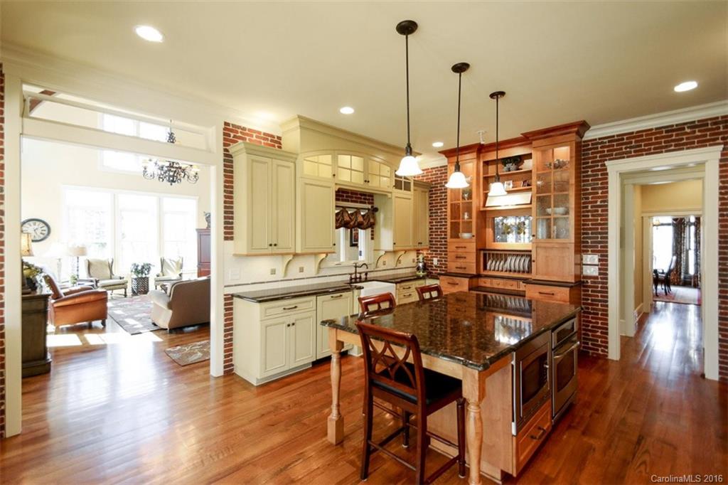 Providence Road Estates - Residential