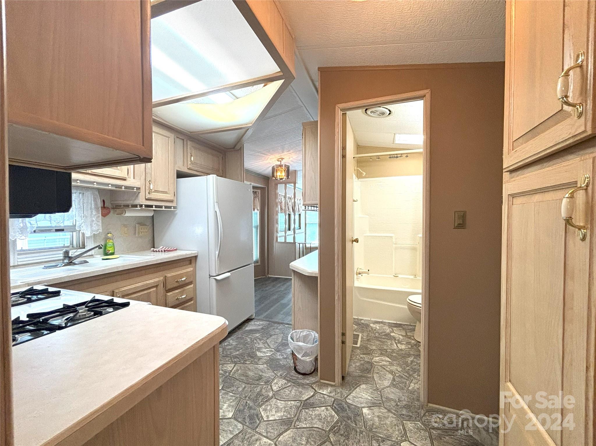 Dogwood Lakes - Residential