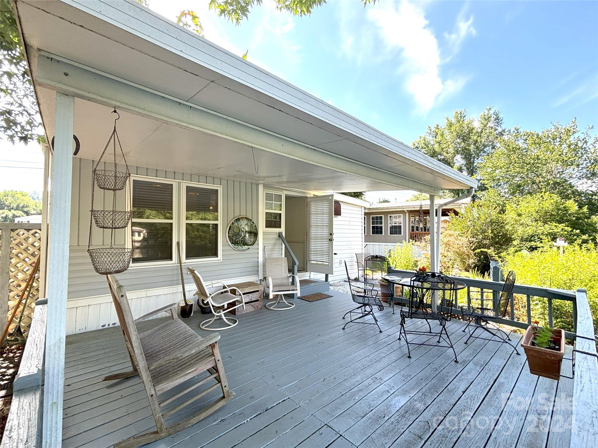 Dogwood Lakes - Residential