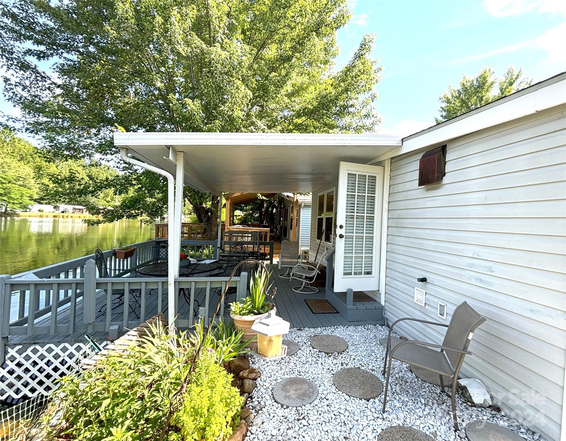 Dogwood Lakes - Residential