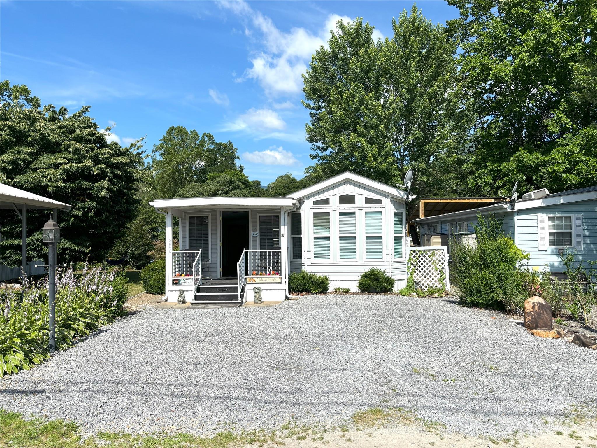 Dogwood Lakes - Residential