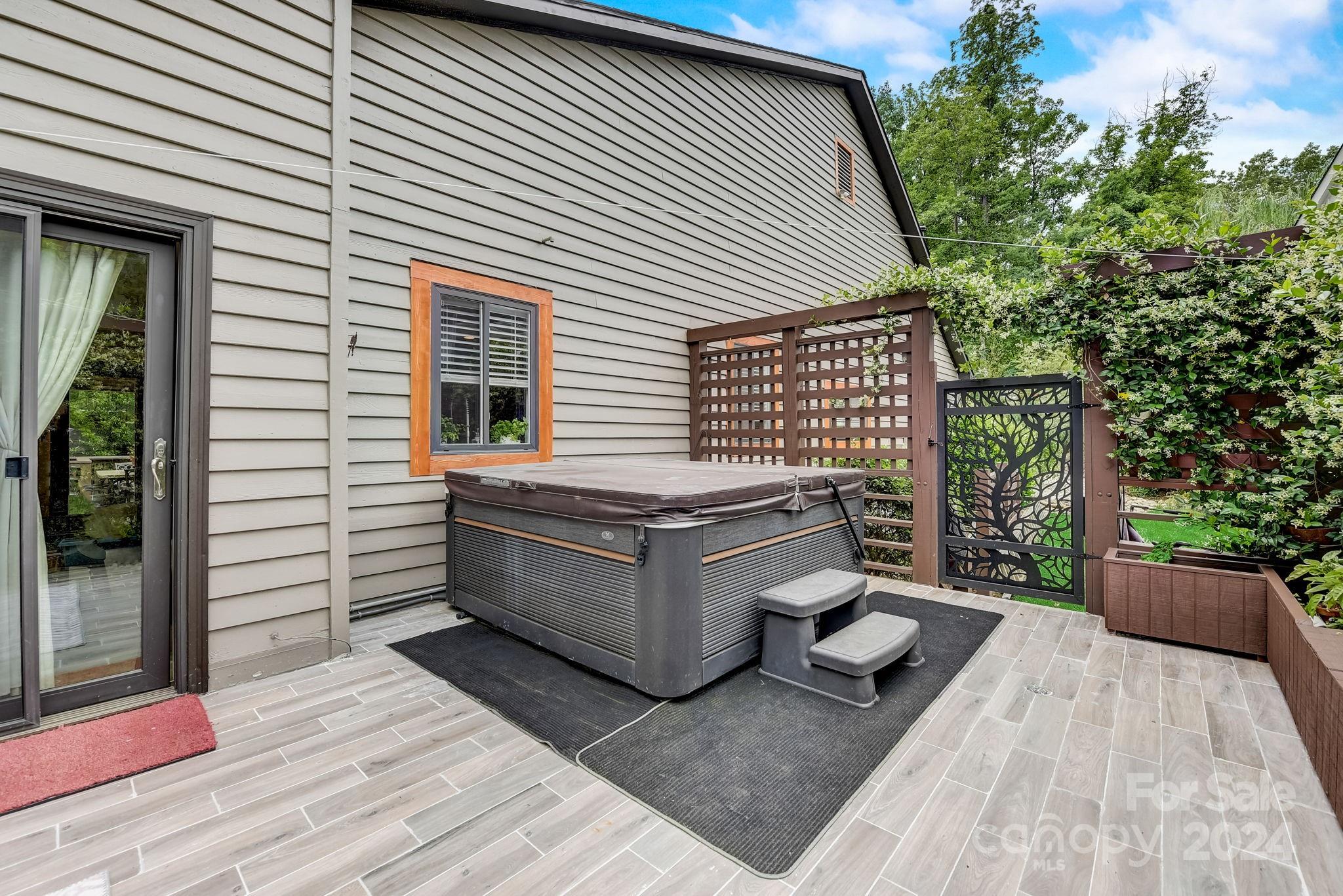 Mountain Point - Residential