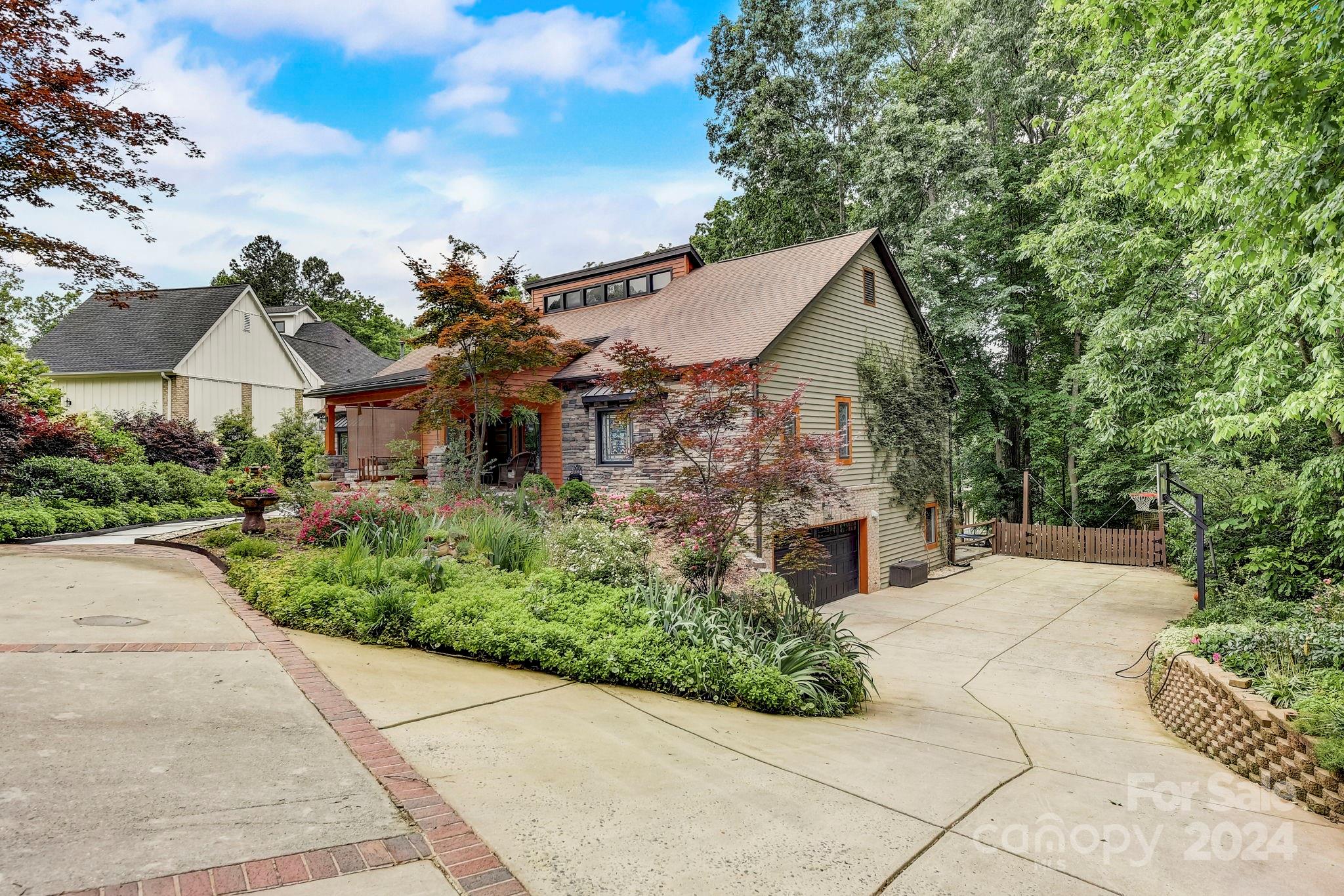 Mountain Point - Residential