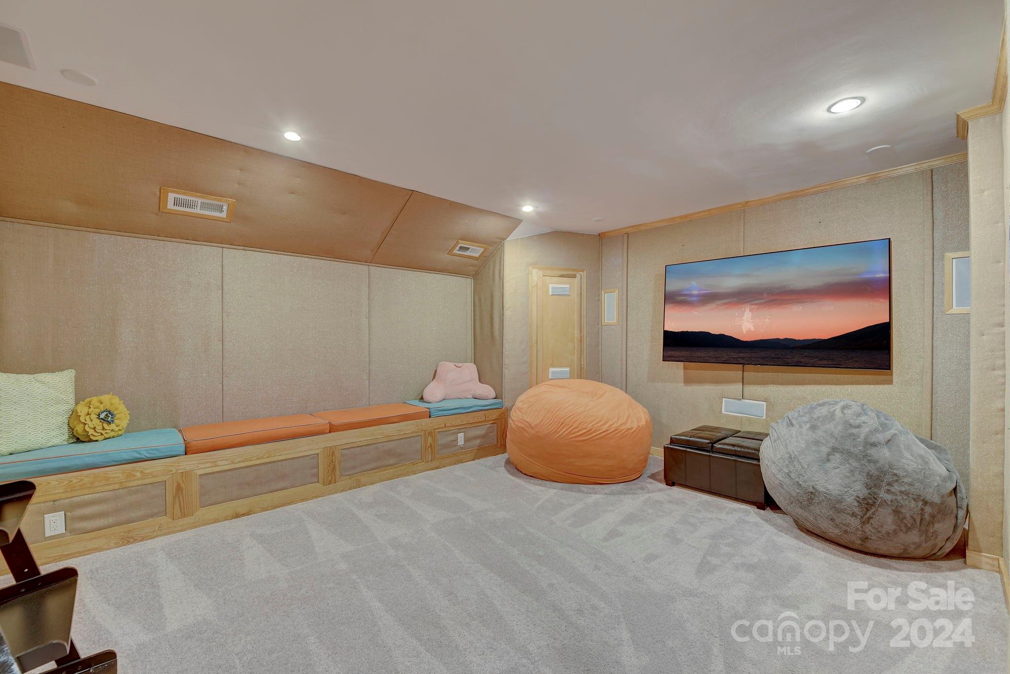 Mountain Point - Residential