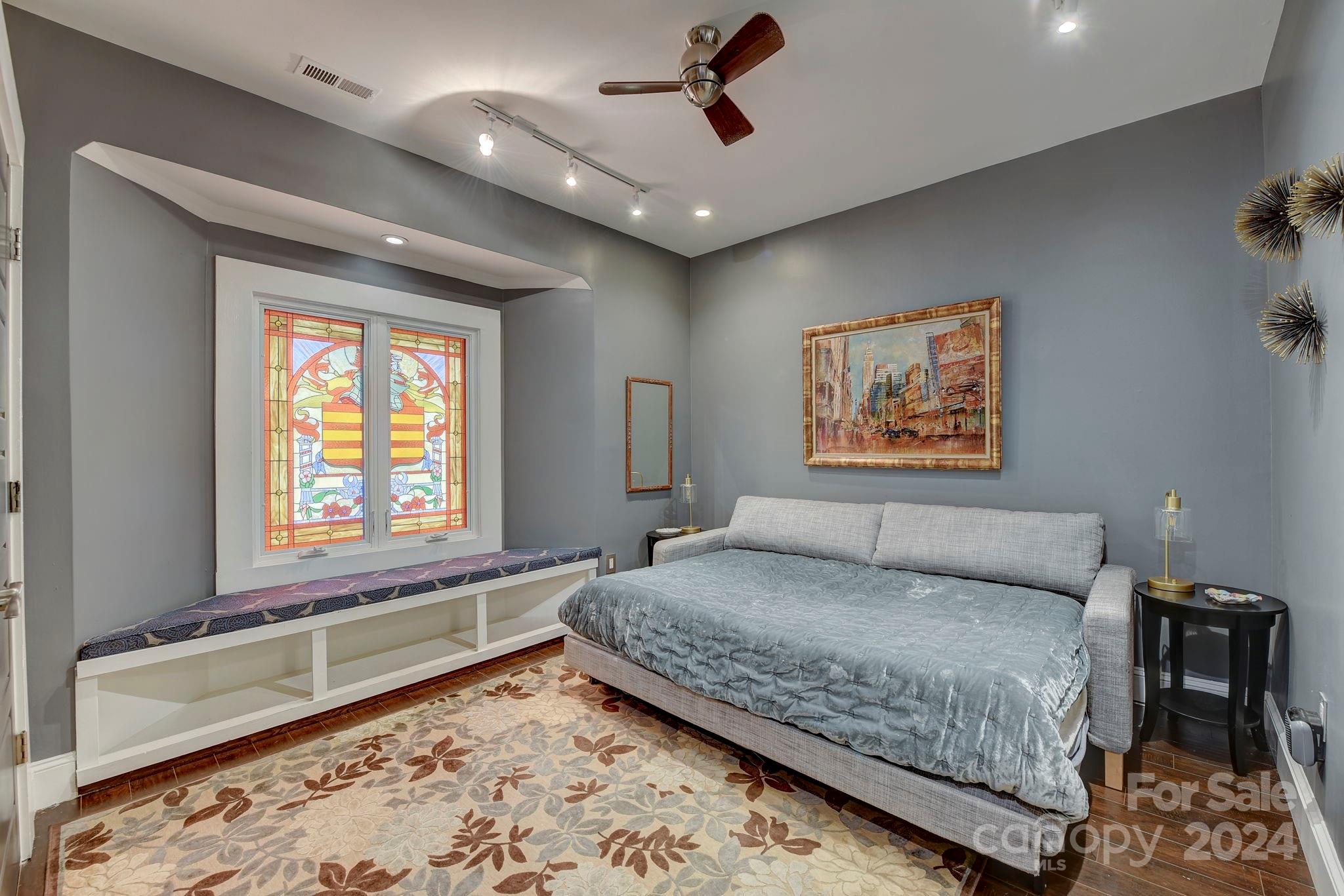 Mountain Point - Residential