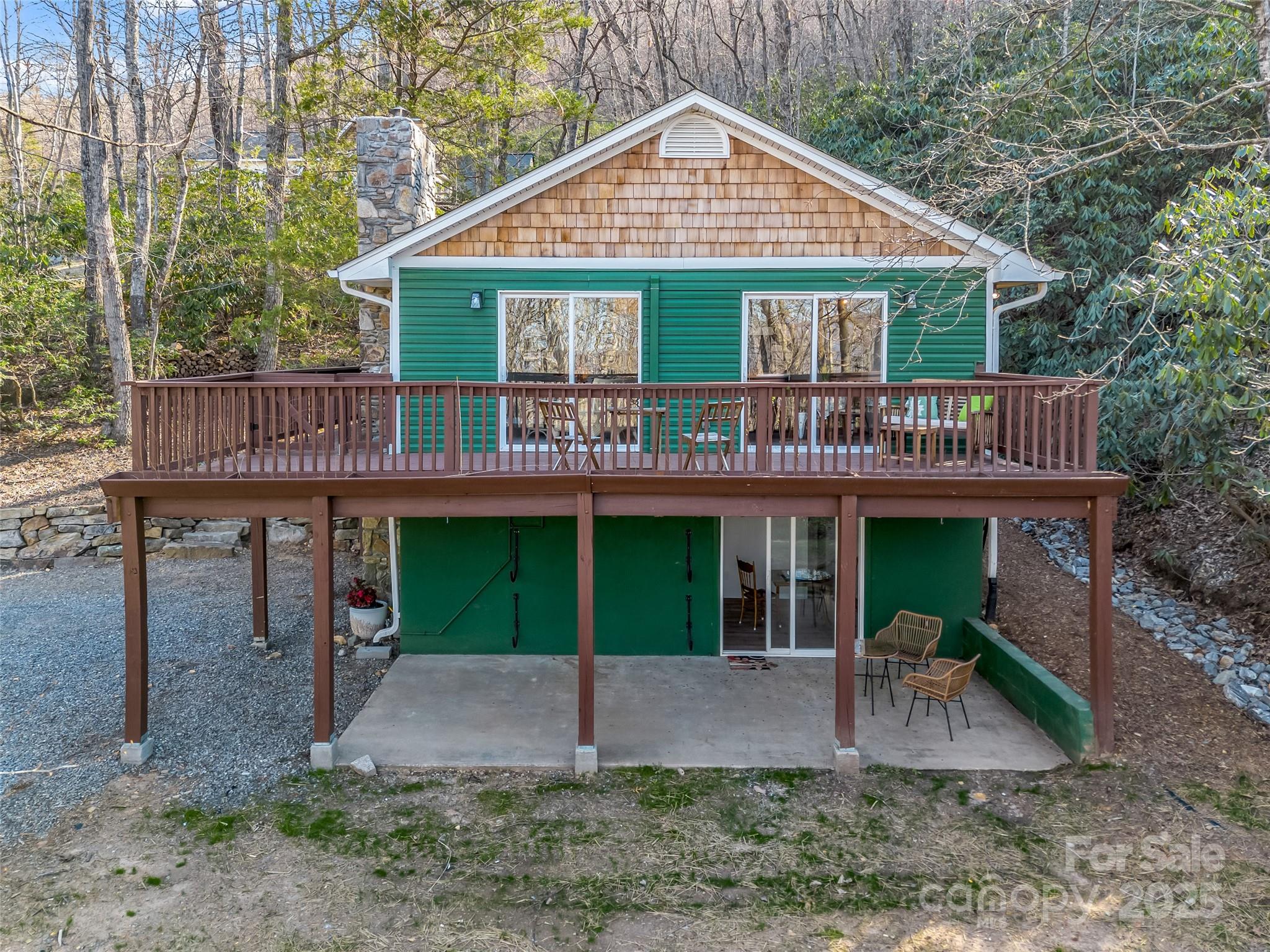 1625 Mountain Cove Road