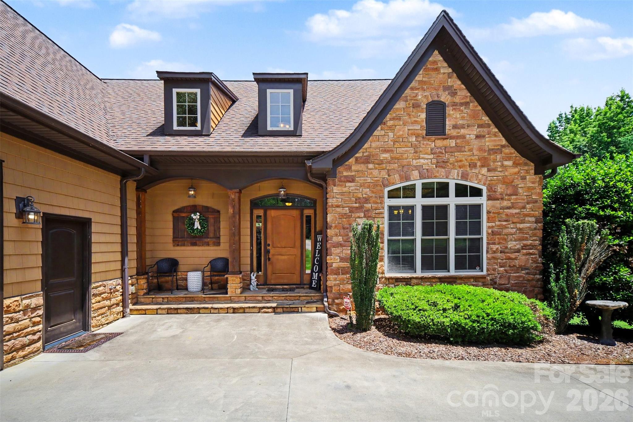 401 Yorkfield Drive