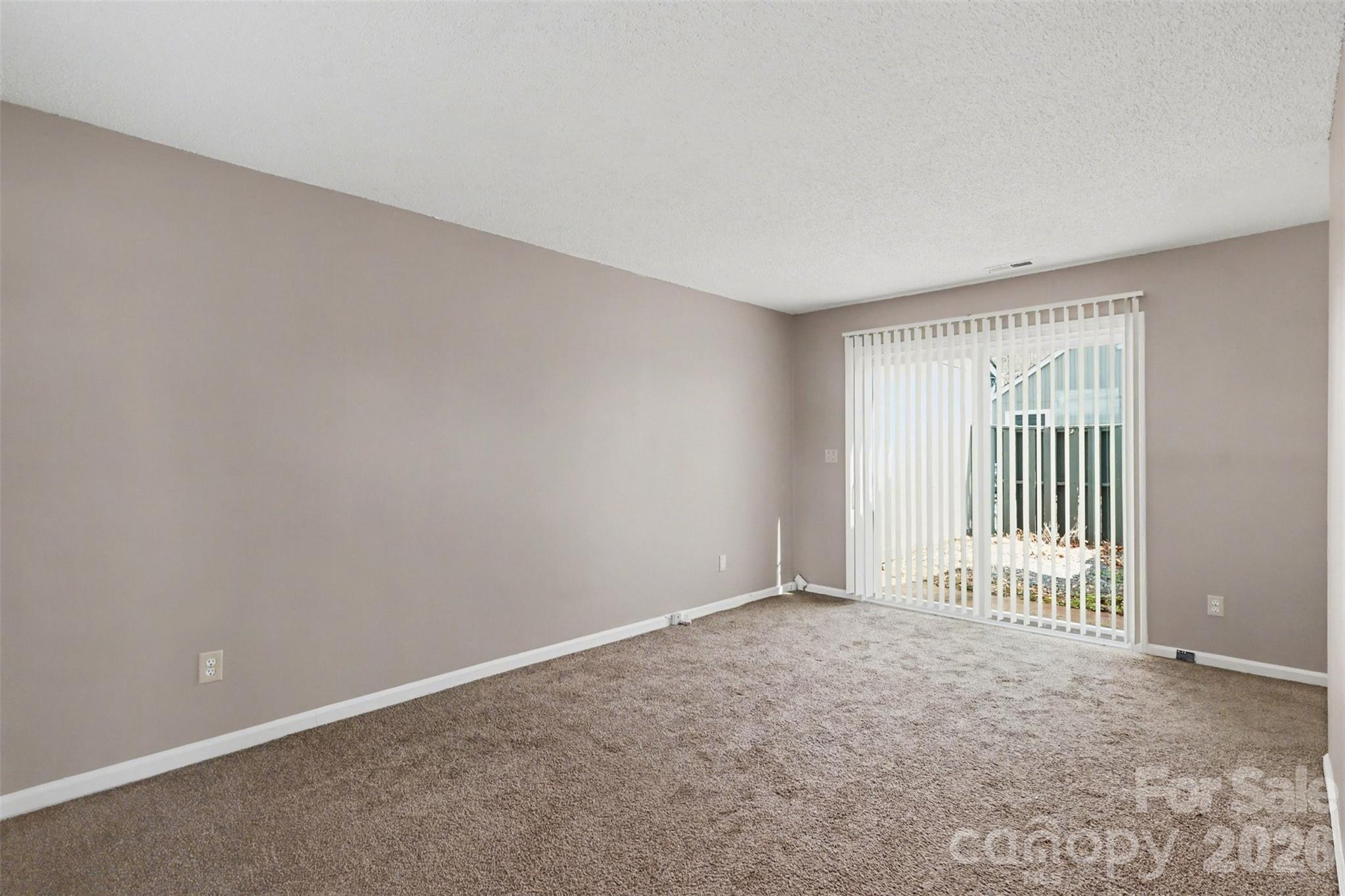 Four Seasons - Residential