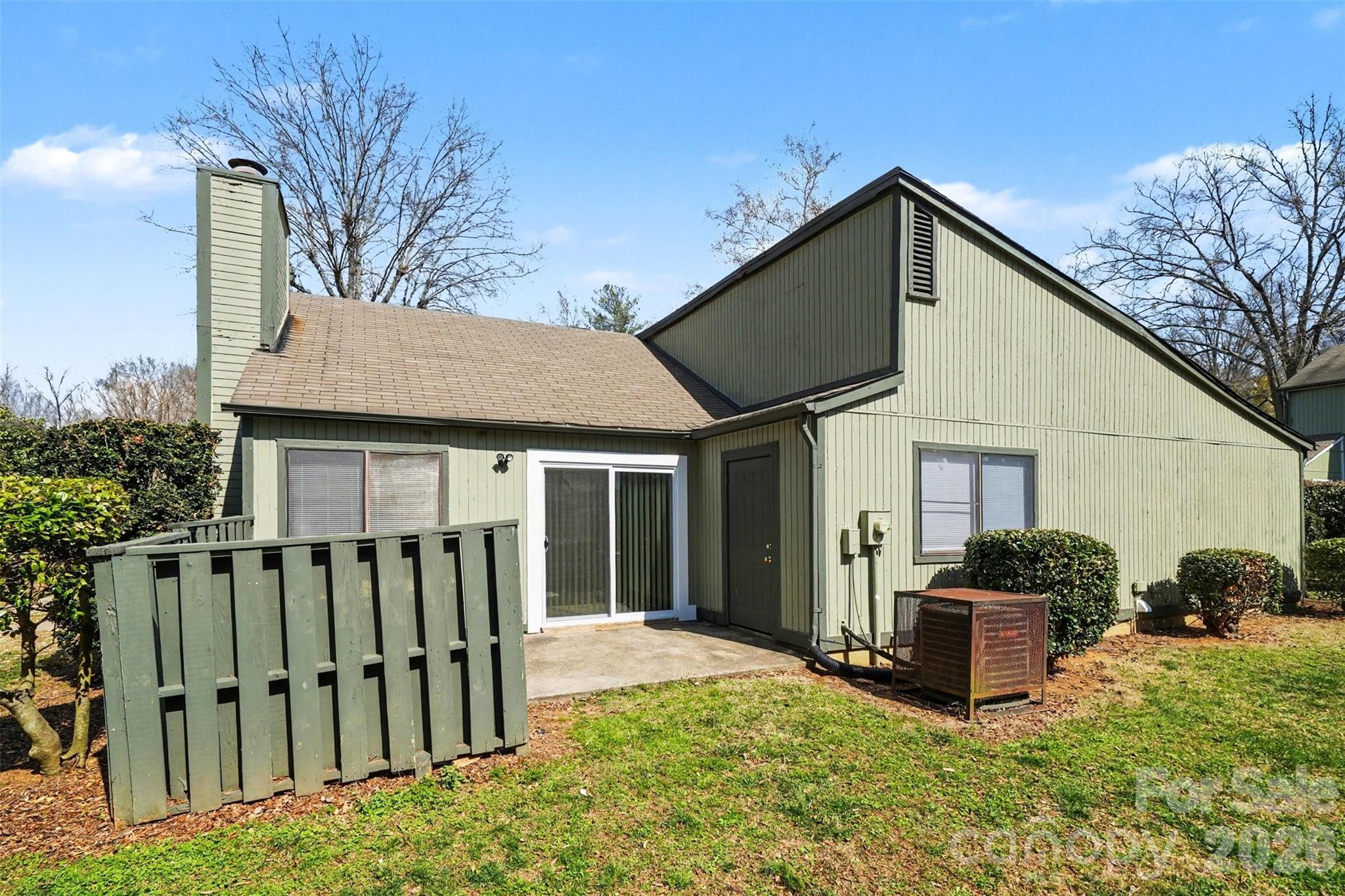 Four Seasons - Residential