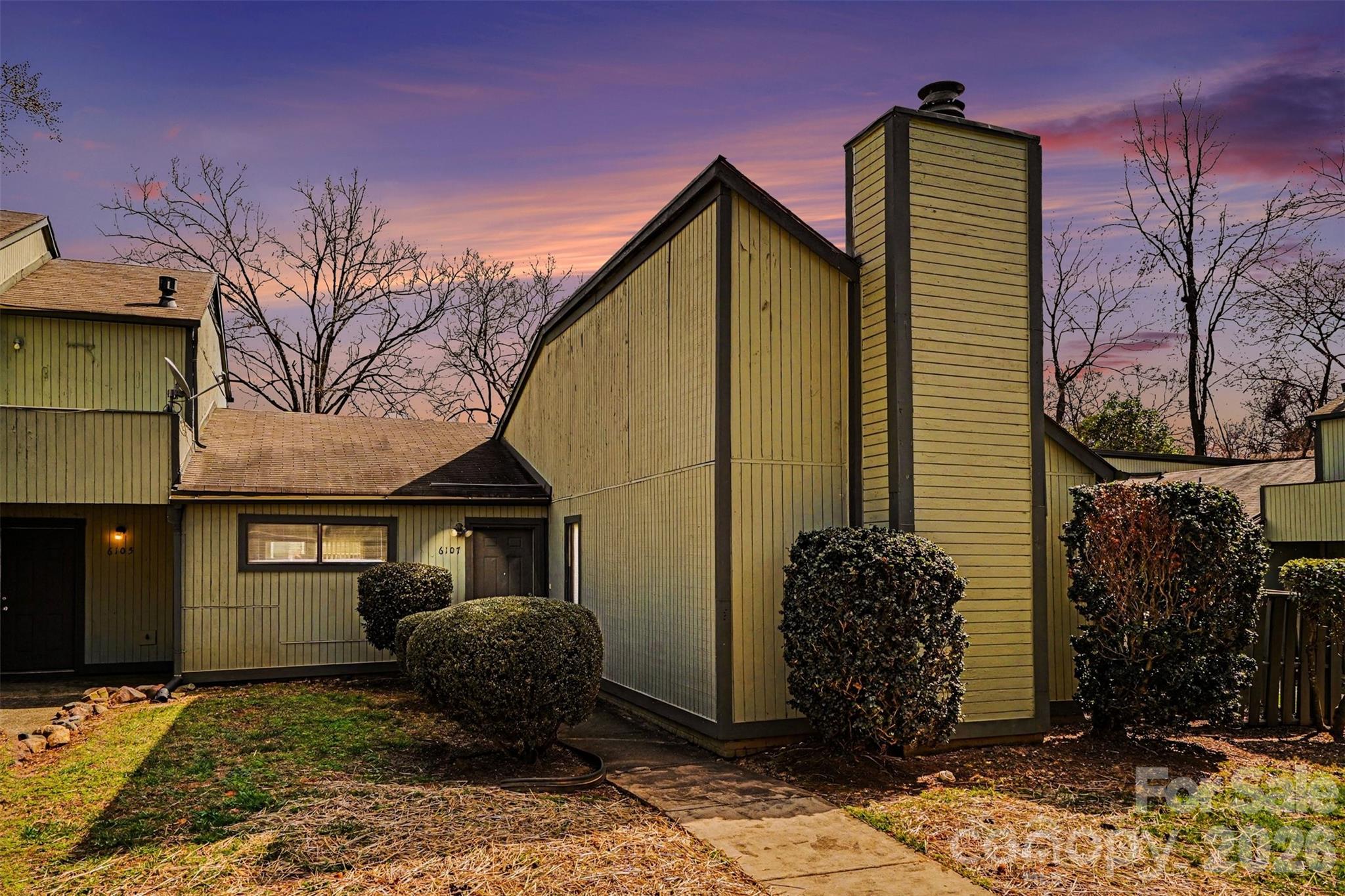 Four Seasons - Residential