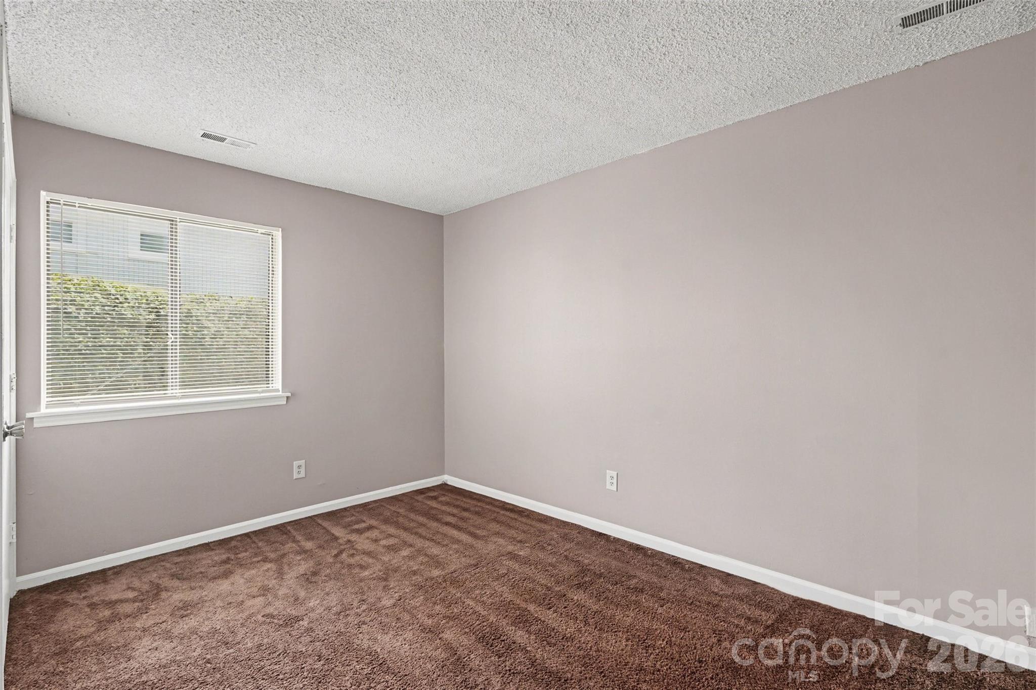 Four Seasons - Residential