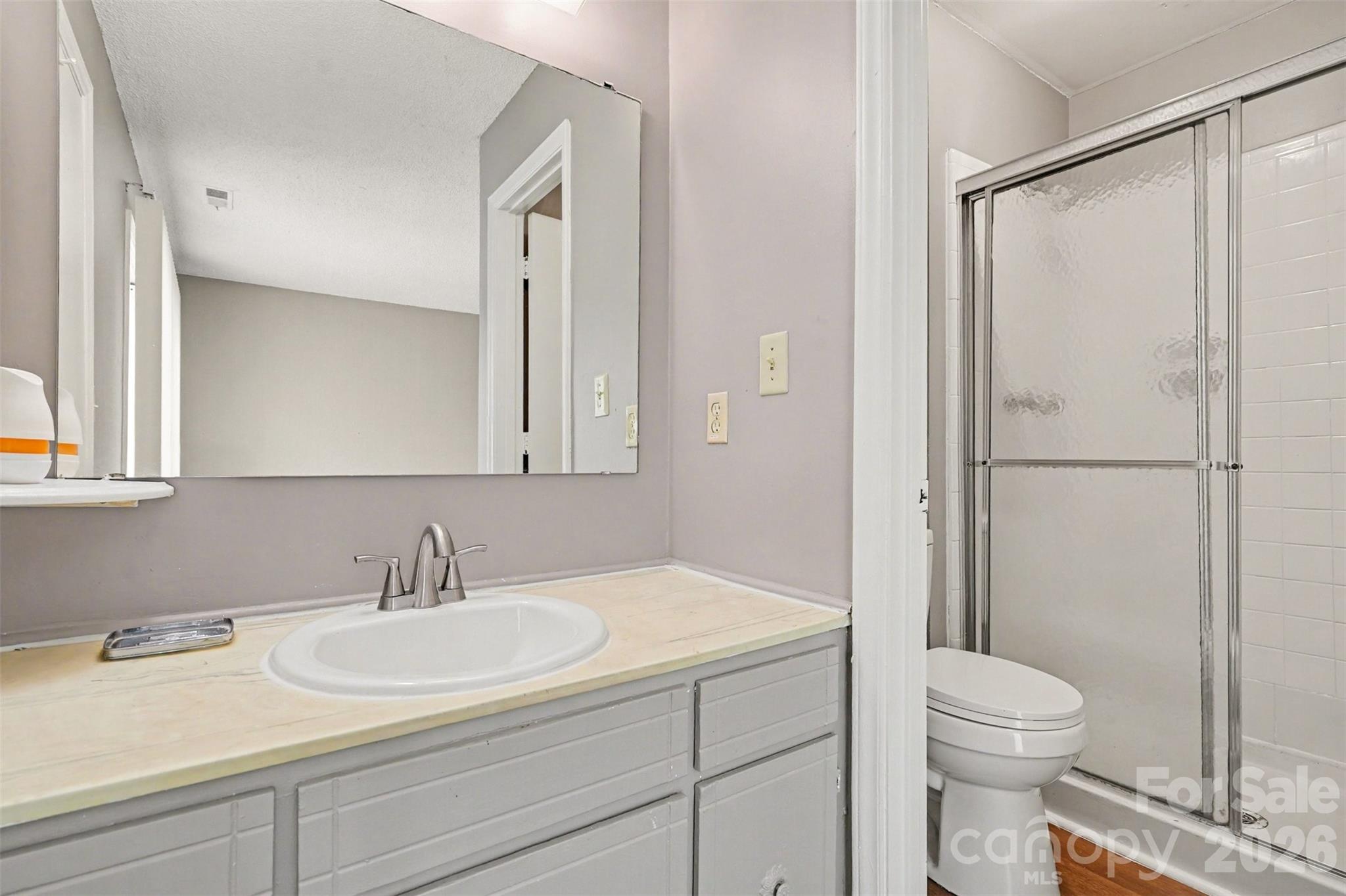 Four Seasons - Residential