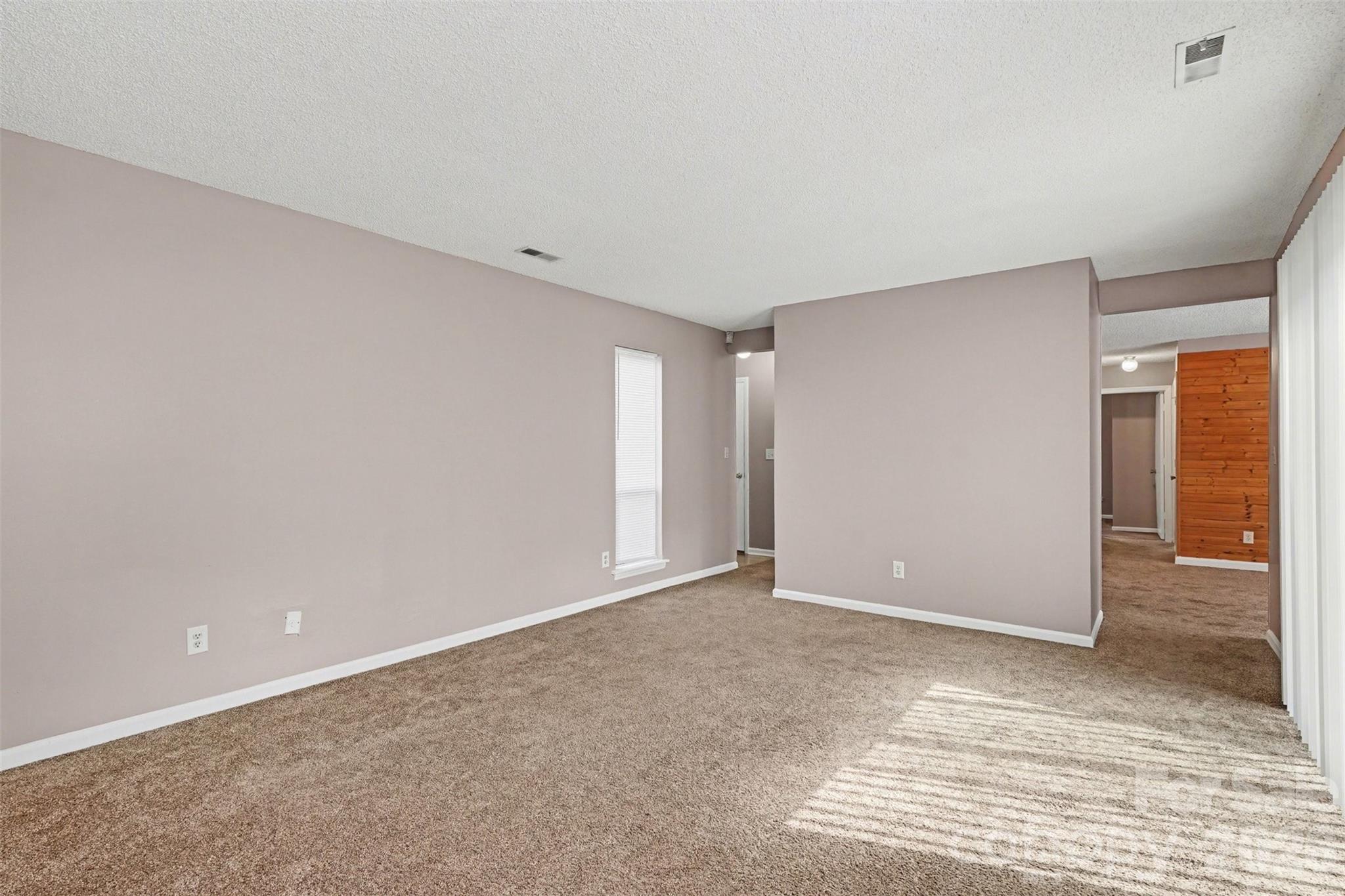 Four Seasons - Residential