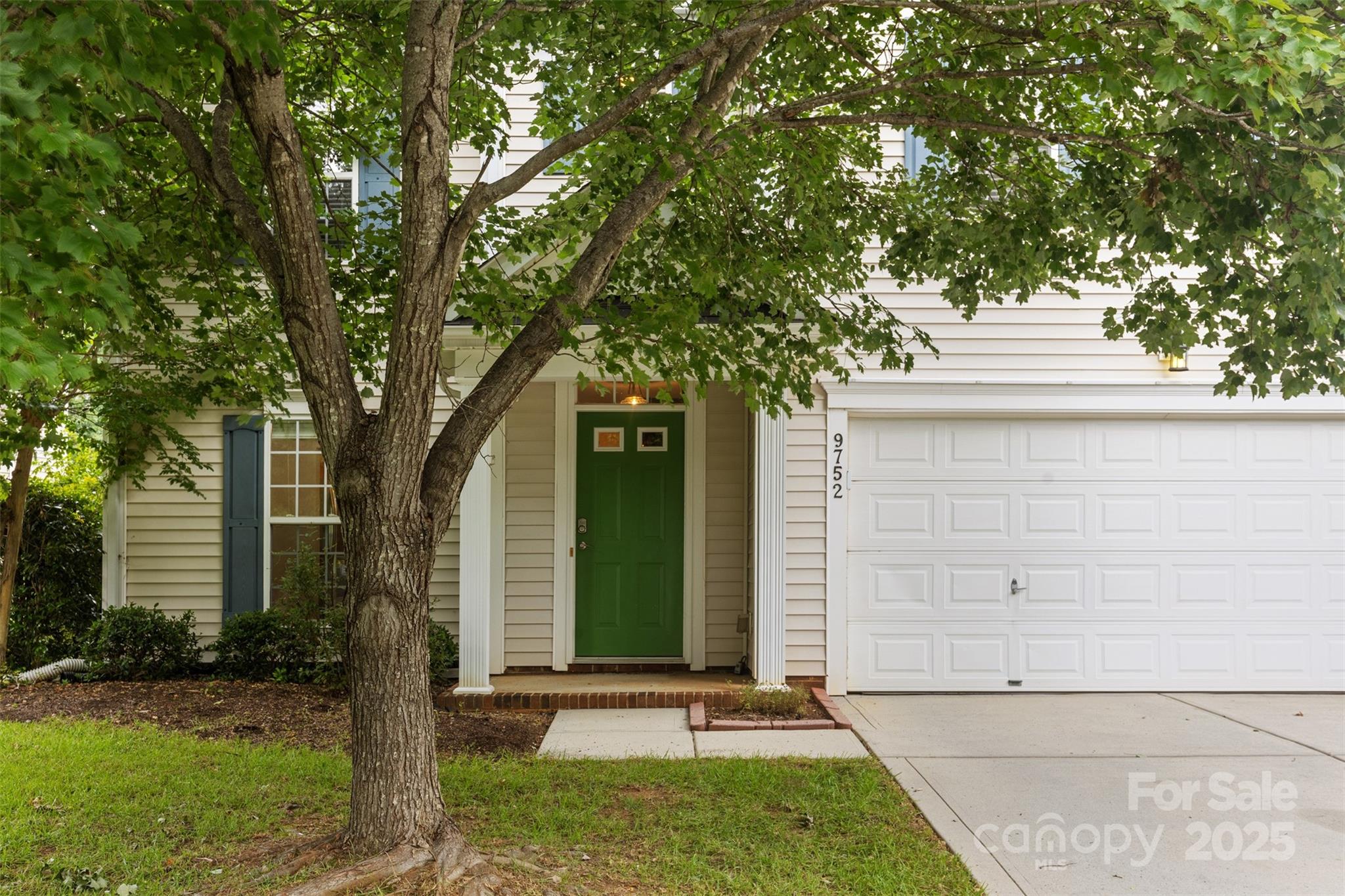 9752 Waltham Court