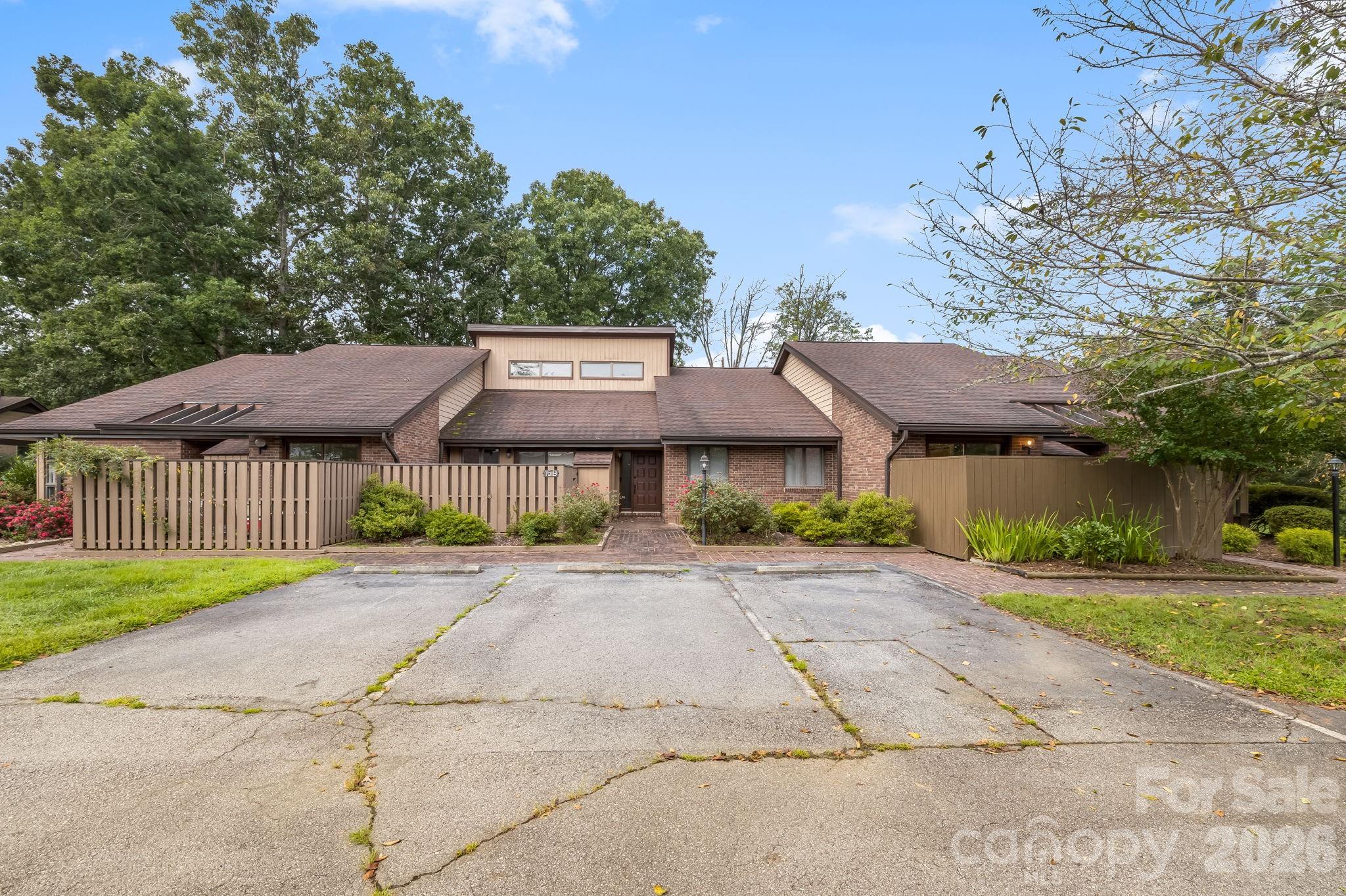 15 Moland Drive A
