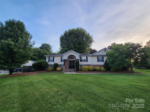 2200 Peninsula Avenue Shelby NC 28150