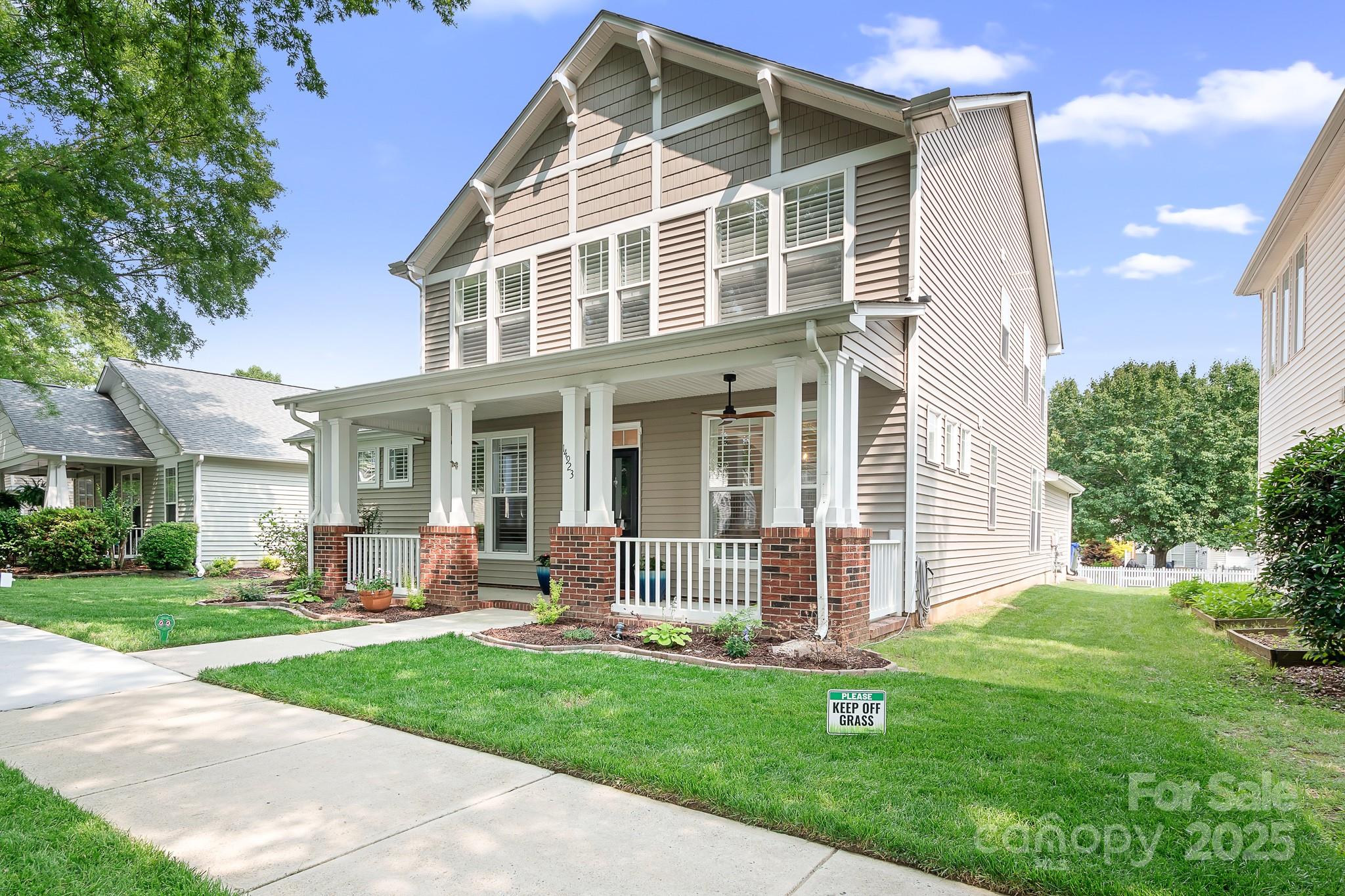 Macaulay - Residential