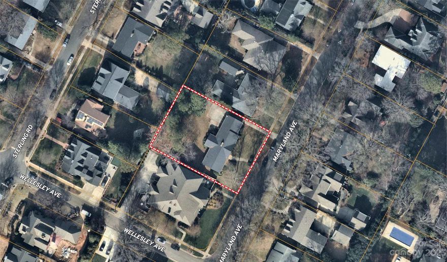 This lot is located in the heart of Myers Park, one of Charlottes most sought after areas!  Conveniently located to all amenities, including shopping, Hospital, greenway, and dining! This lot is level and has 119ft+/-  of paved road frontage and is 169ft+/- deep.  Great property for custom home builder or investor!  The structure was given no value.