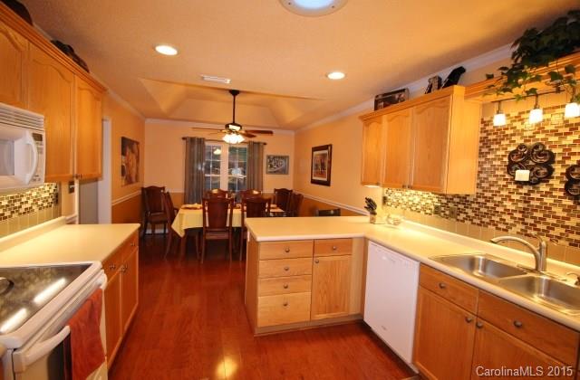 The Villages At Oak Tree - Residential