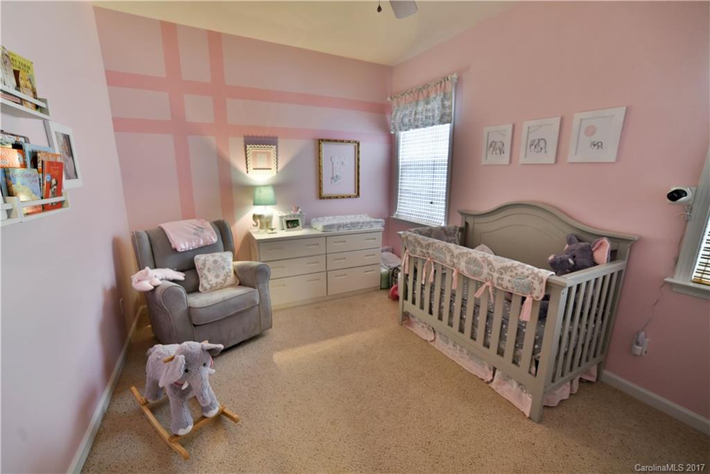 Waightstill Mountain - Residential