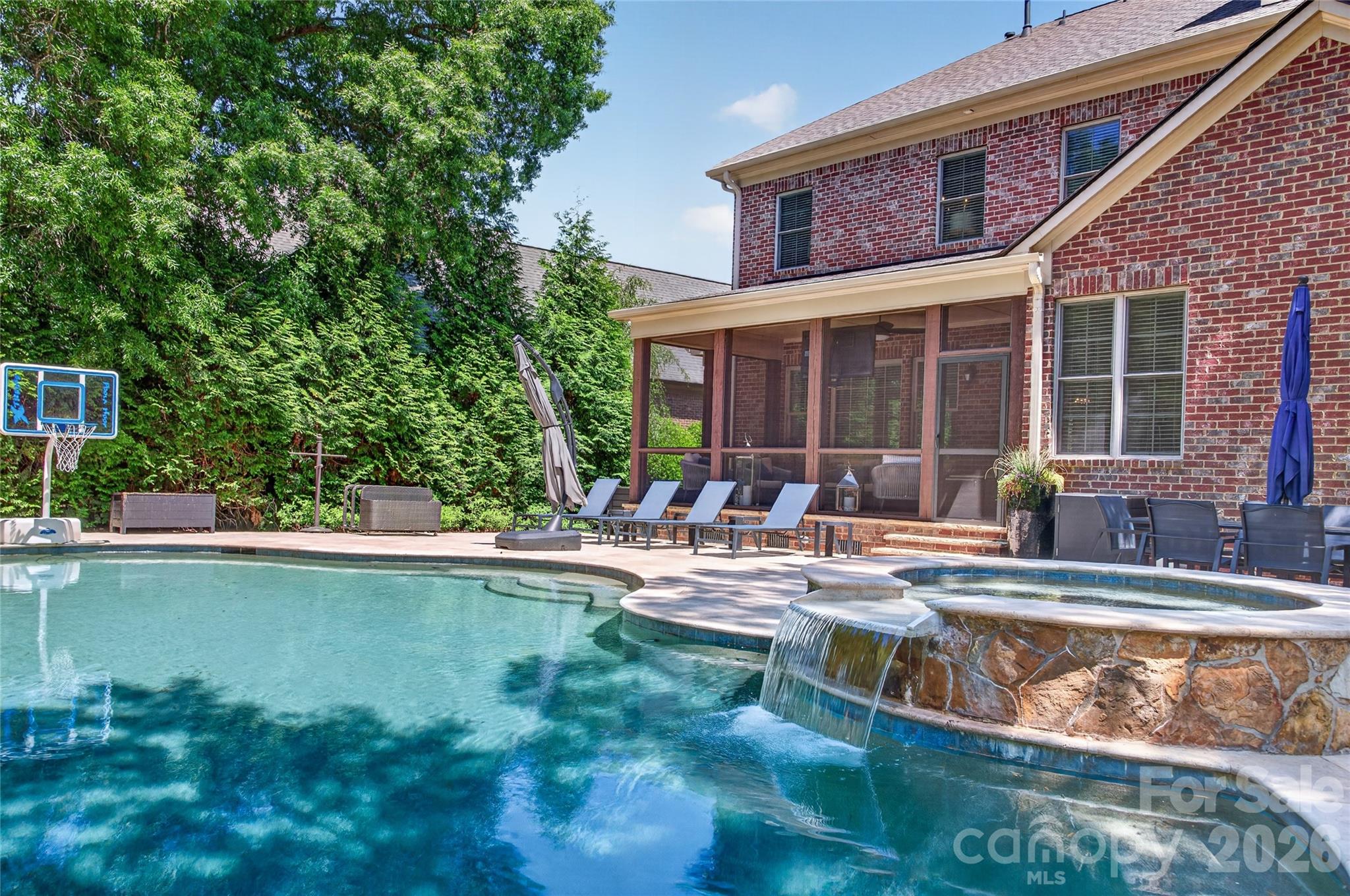 Longview - Residential