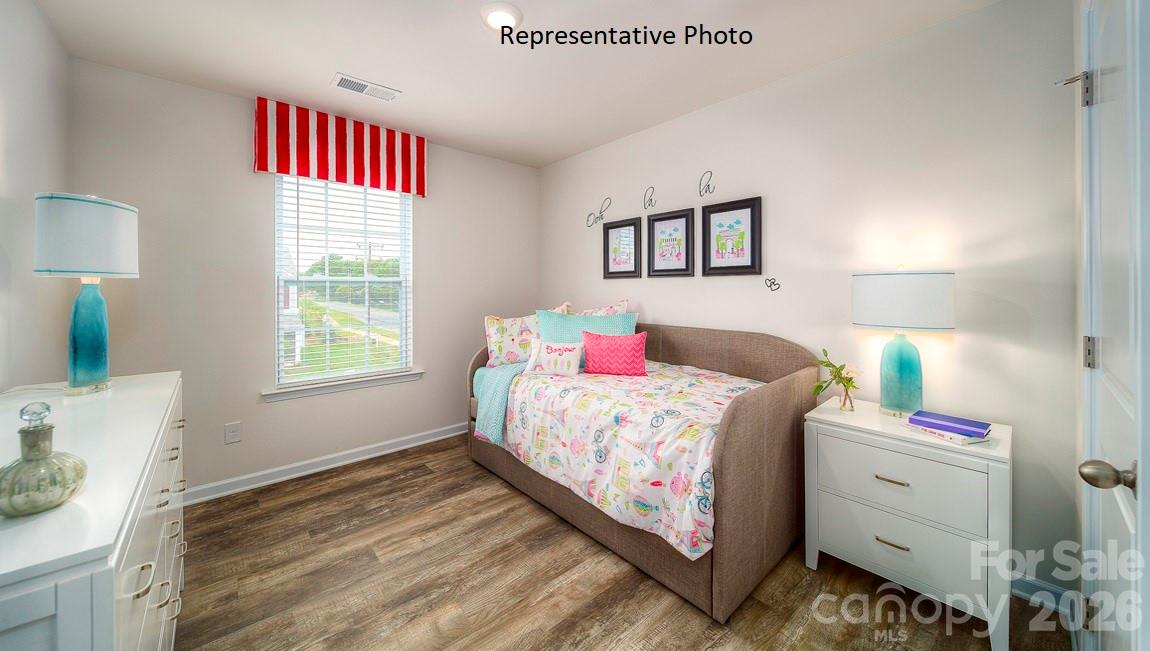 The Hamptons at Hickory - Residential