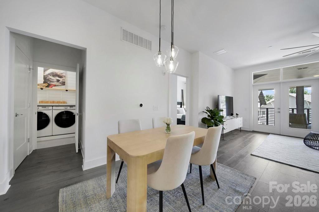 2401 Euclid Avenue 301