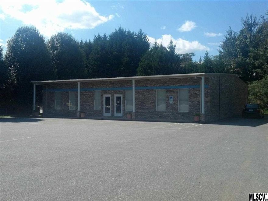 Former Dentist Office in on highly traveled Wilkesboro Blvd in Lenoir.   All dental equipment still remains and could be a turn key operation.  5 examining rooms, Executive office, large waiting area, reception desk, etc.  Vacant lot next door is included in the sale and allows for the ability to add on to the building, sell lot next door, or extend parking lot.  The property also has the potential to be an excellent flex use space or office.  The property has about 600sq ft which is unfinished which could be an excellent product storage or warehouse area.