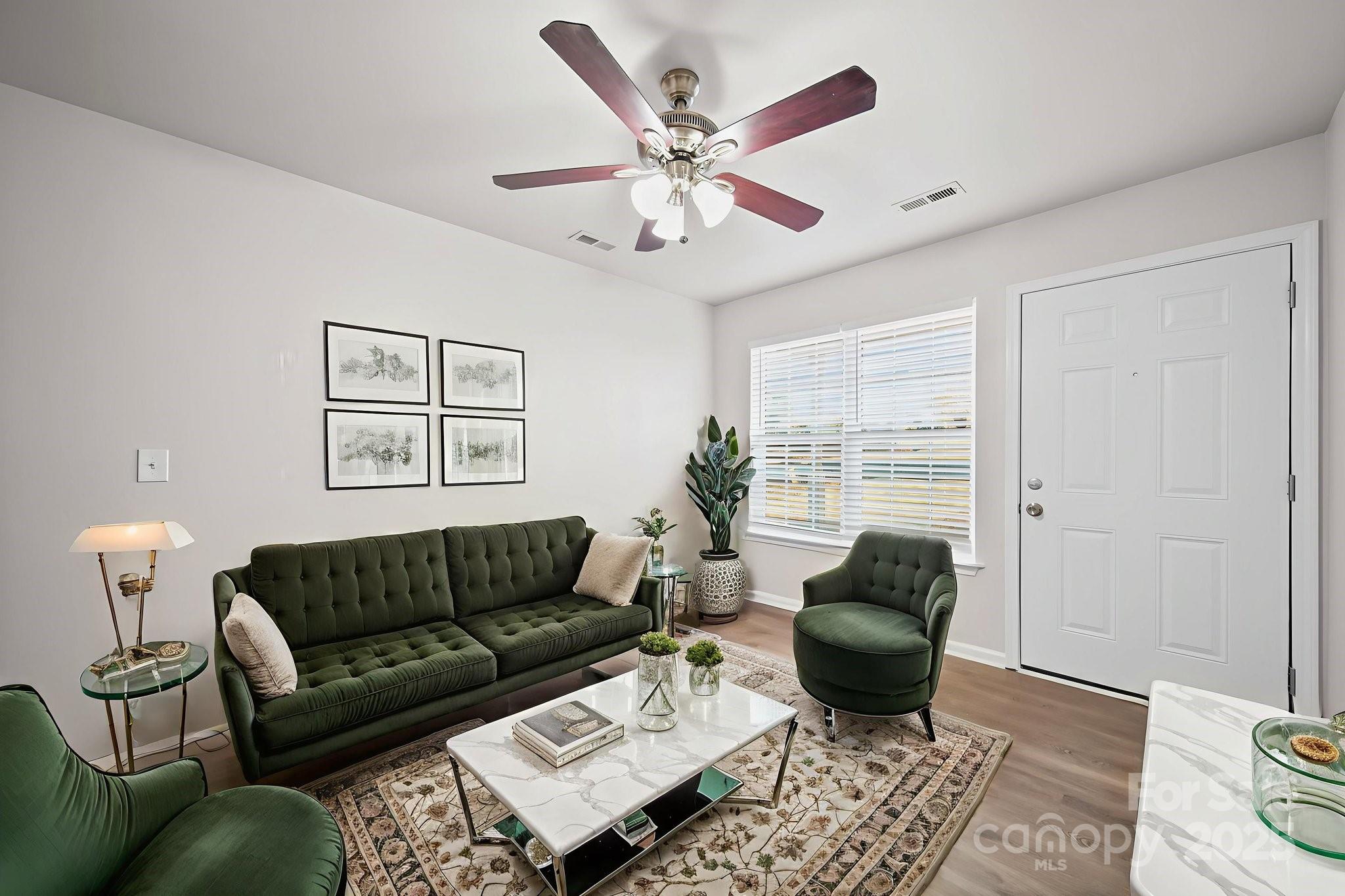 554 Havenbrook Way NW