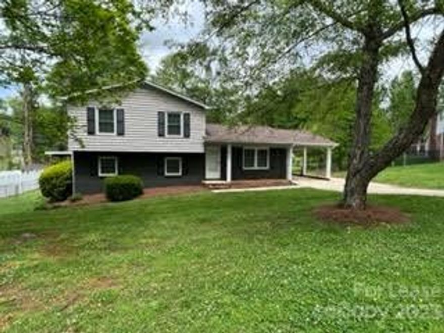 Welcome to your new home! Located in one of Gastonia's most secluded and peaceful areas. This charming rental is ready for you to make your own. From the moment you step inside, you'll be greeted with bright, open spaces and tons of natural light. Cozy up by the fireplace and enjoy the neutral color palette. The kitchen is a chef's dream, complete with a spacious center island and sleek backsplash. Retreat to the serene primary suite, perfect for relaxation and pampering. The additional bedrooms provide flexibility for all of your needs. Enjoy ample storage in the primary bathroom for all of your home organization essentials. Outside, the covered sitting area is the perfect spot to unwind and soak up some fresh air. Don't wait, call today to schedule your tour and discover your new favorite place to call home!