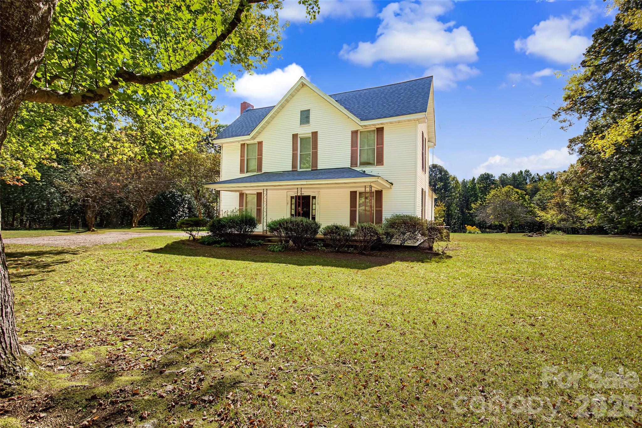 211 Hill Haven Road