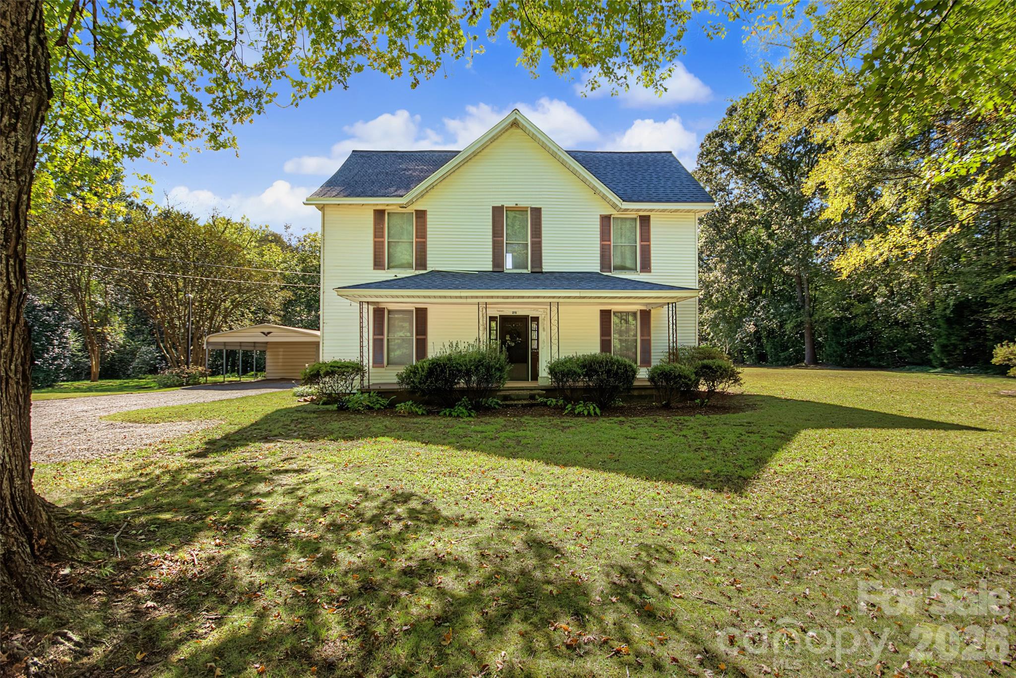 211 Hill Haven Road