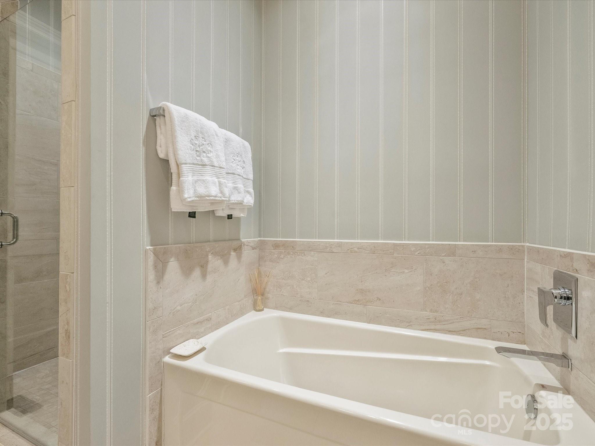 The Cottages on Providence - Residential