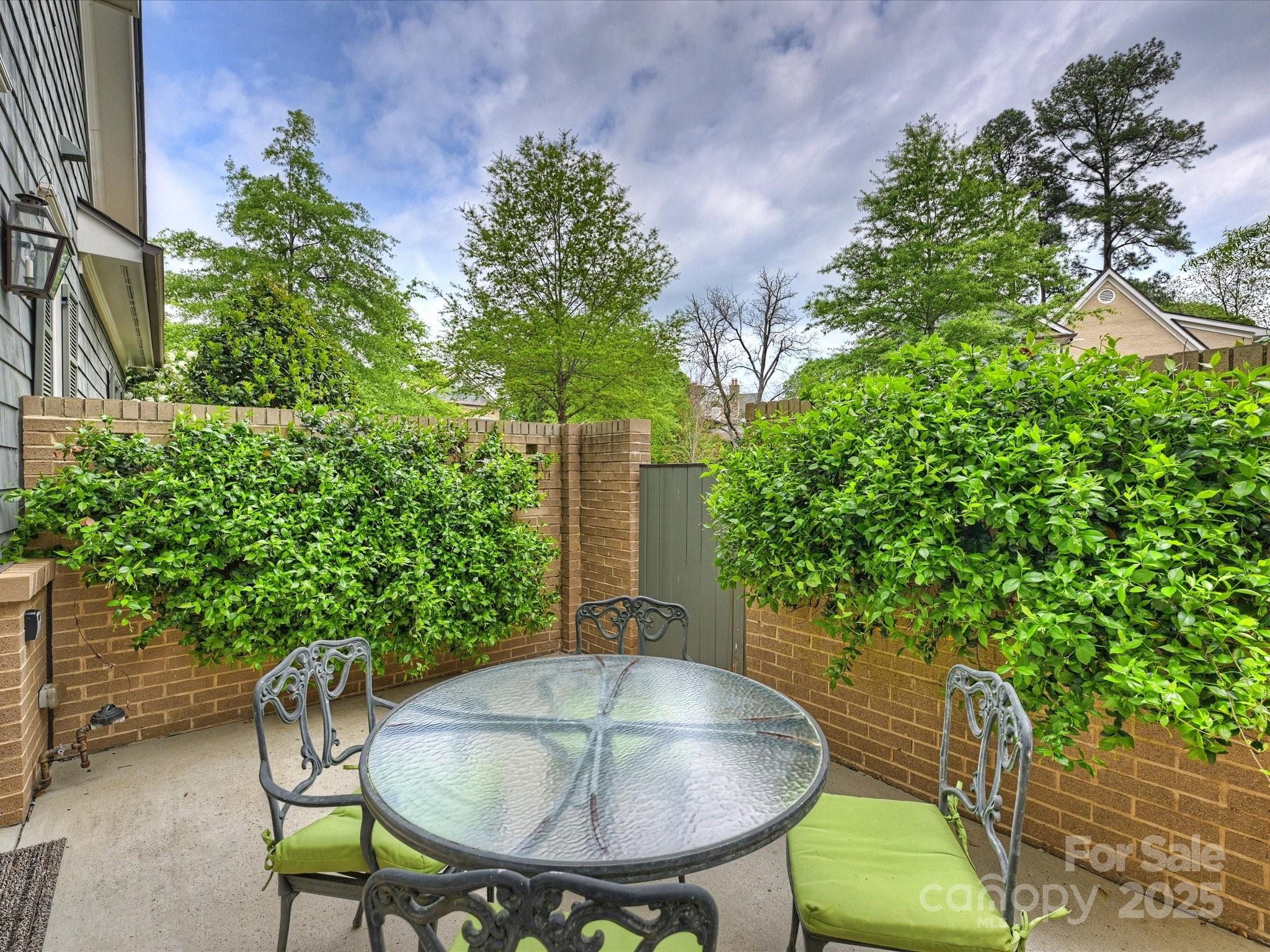 The Cottages on Providence - Residential