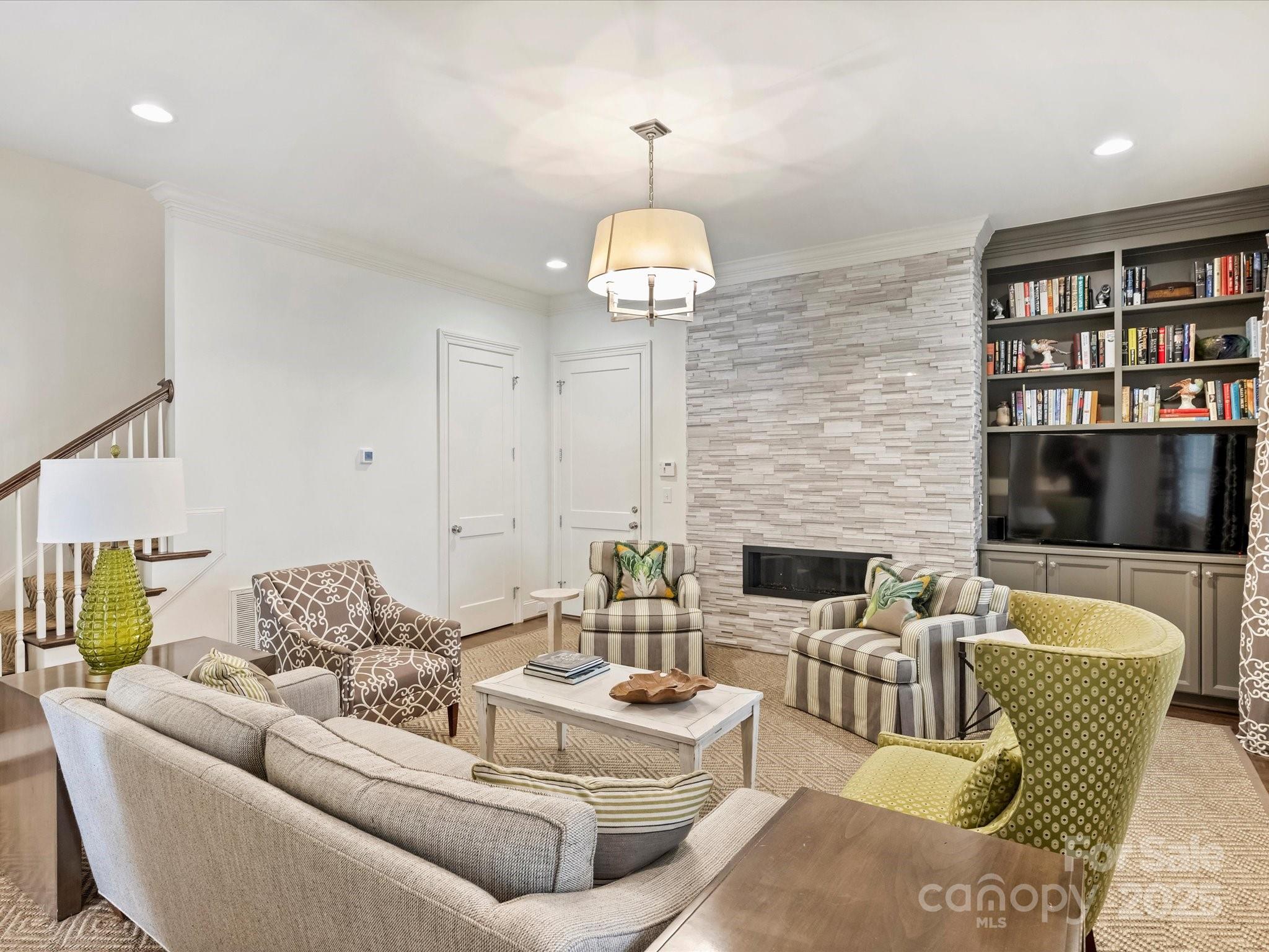 The Cottages on Providence - Residential