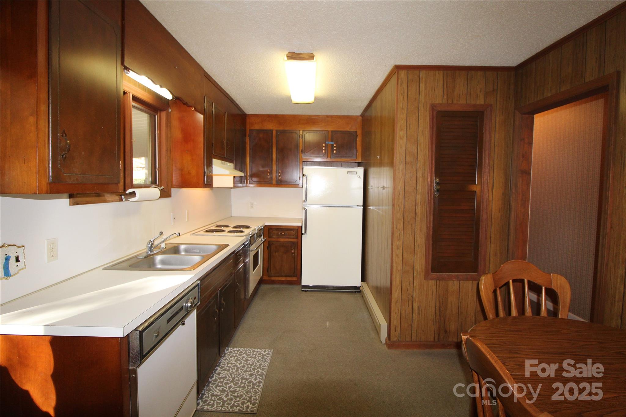Indian Hills - Residential