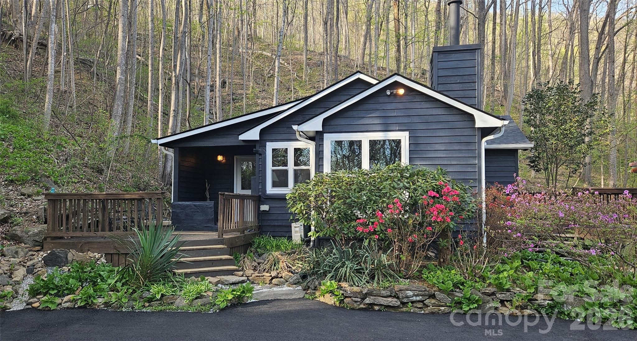 1586 Skyuka Mountain Road