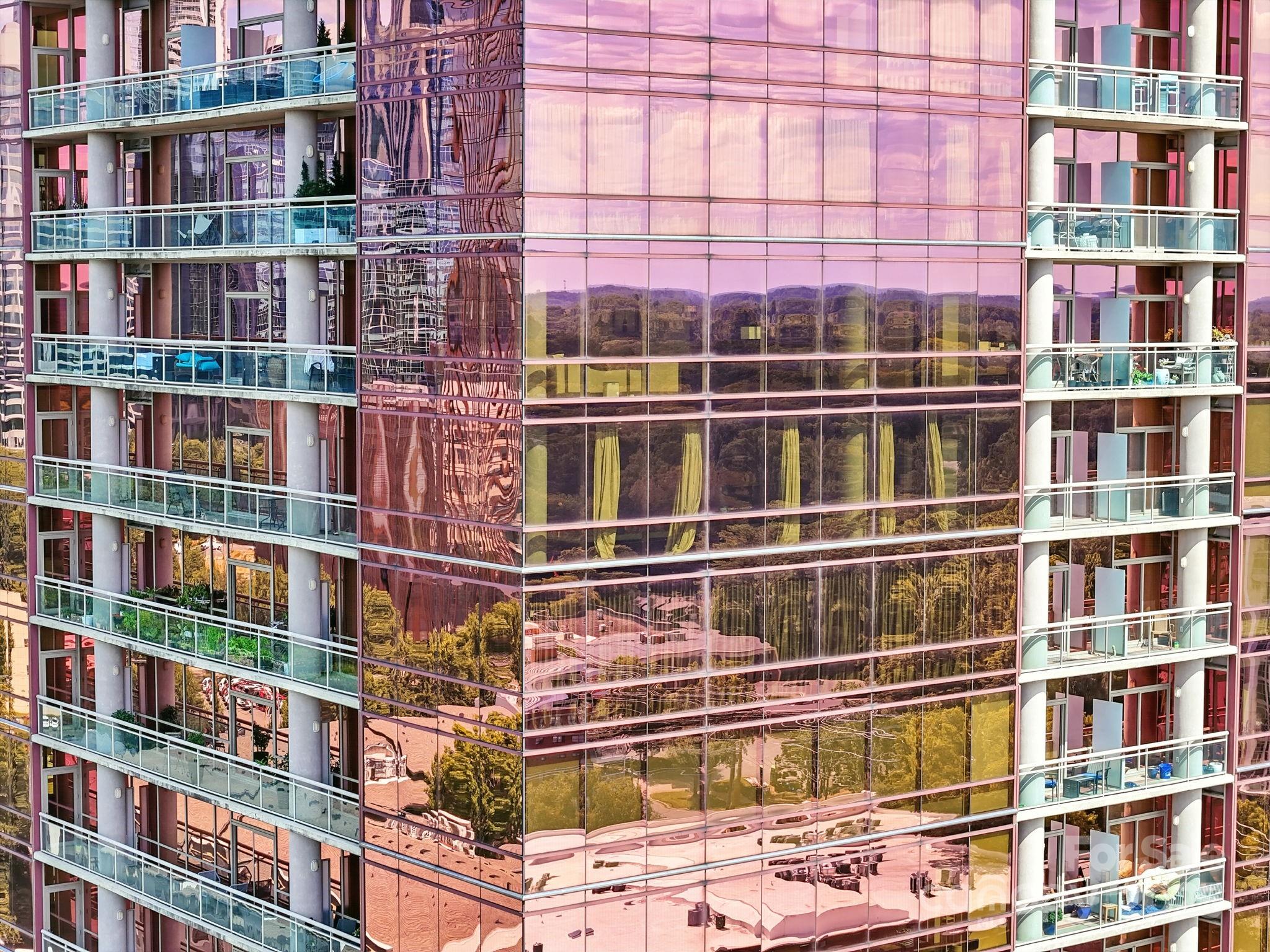 315 Arlington Avenue 1704