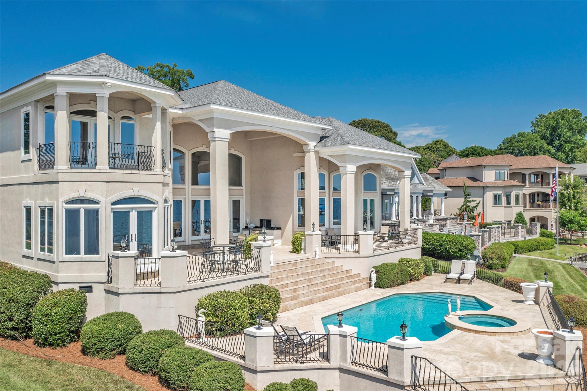 Governors Island - Residential