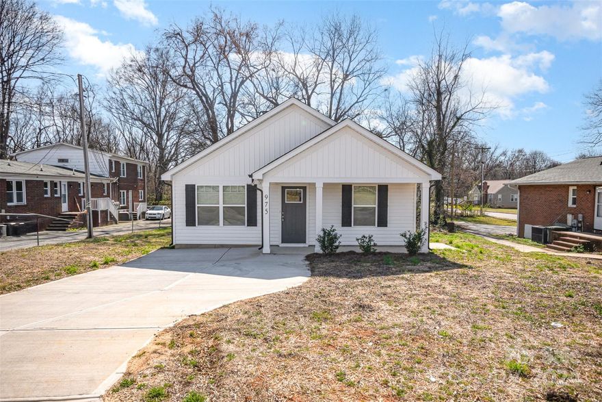$5,000 Price improvement! Welcome to a delightful 3-bed, 2-bath new construction ranch home. With an open floor plan and top-notch appliances, this conveniently located property near downtown Salisbury is affordably priced and ready for immediate move-in. Enjoy the serene bedrooms and elegant bathrooms in this charming residence, perfect for comfortable living. Don't miss this opportunity to make it your own! Photos are of the exact same house plan in a different location.