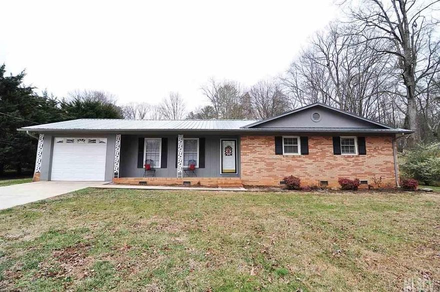 You can't beat this location! Clyde Campbell School District with easy access to Springs Rd, Kool Park Rd and Walmart Market. This adorable home has a large dining area in the kitchen, spacious living room and new floating laminate wood in hall. The spacious back yard is fully fenced with a covered deck area and a storage building. There is a large utility room off the single garage. New metal roof. HVAC replaced in 2016. Hot water heater replaced in 2015.