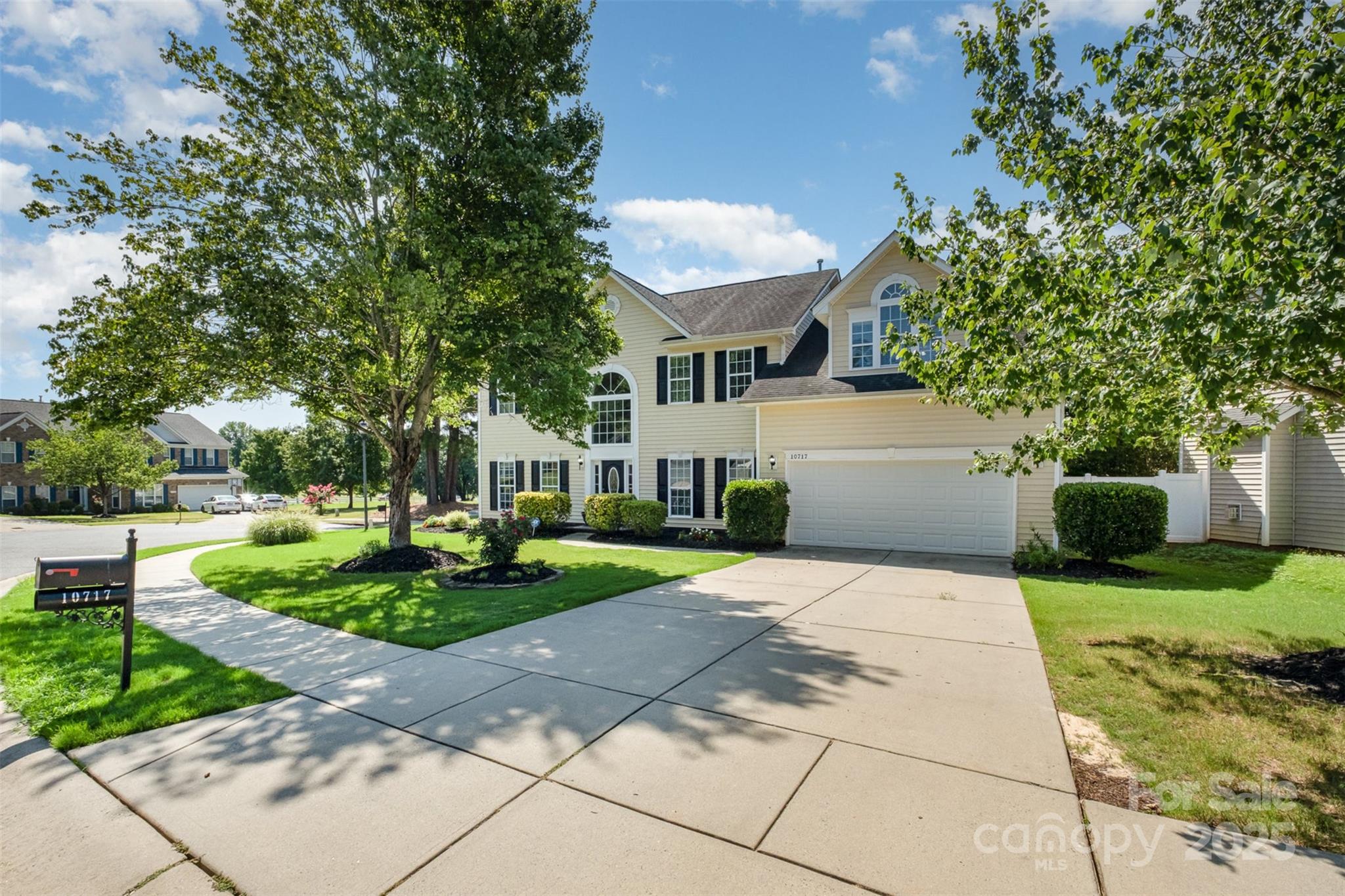 10717 Dapple Grey Lane