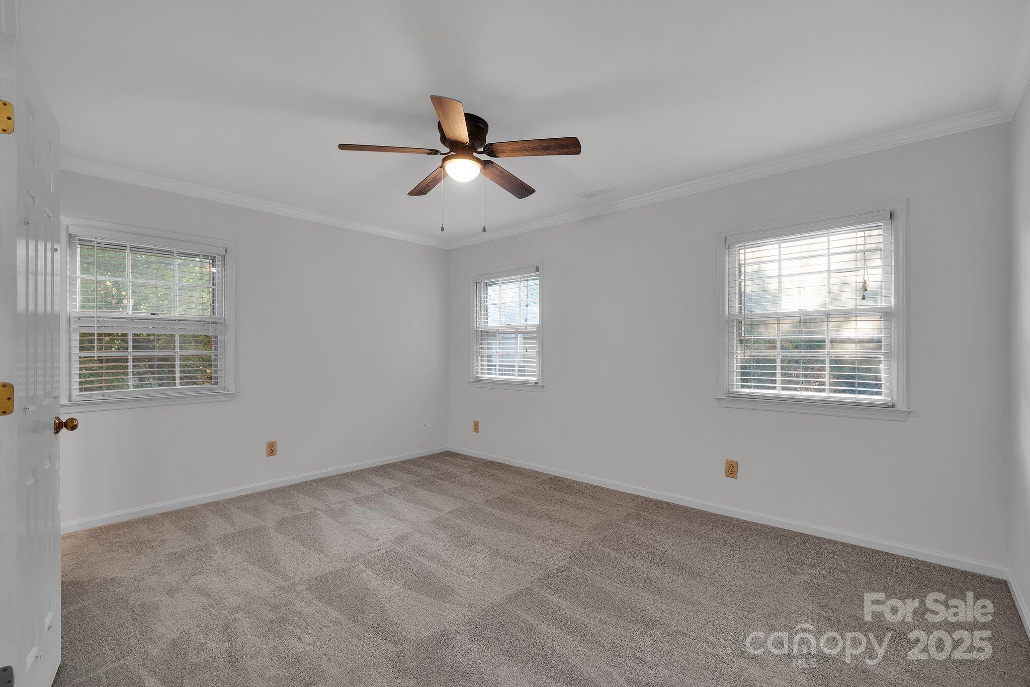 Hunters Run - Residential