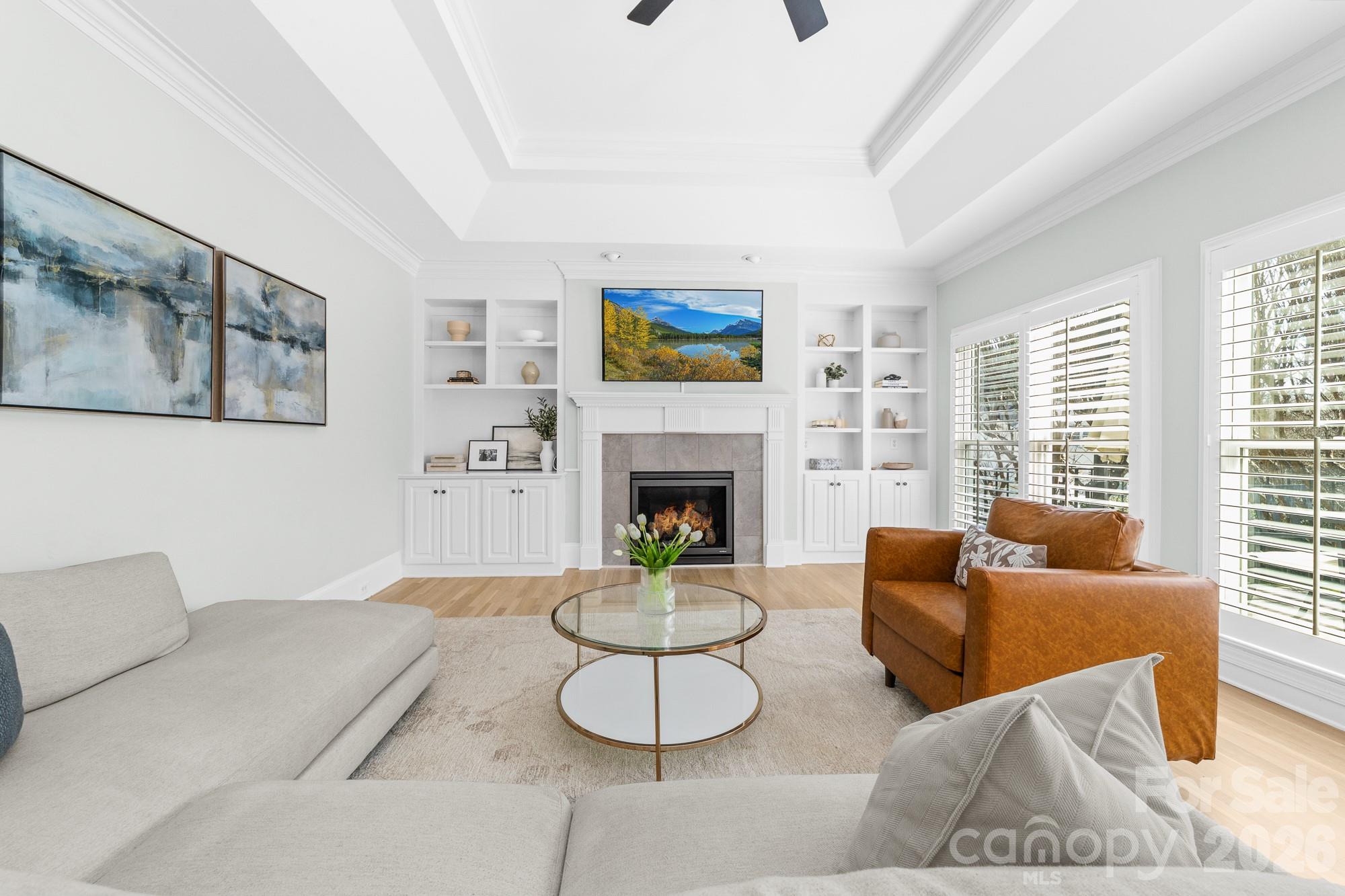 The Peninsula - Residential